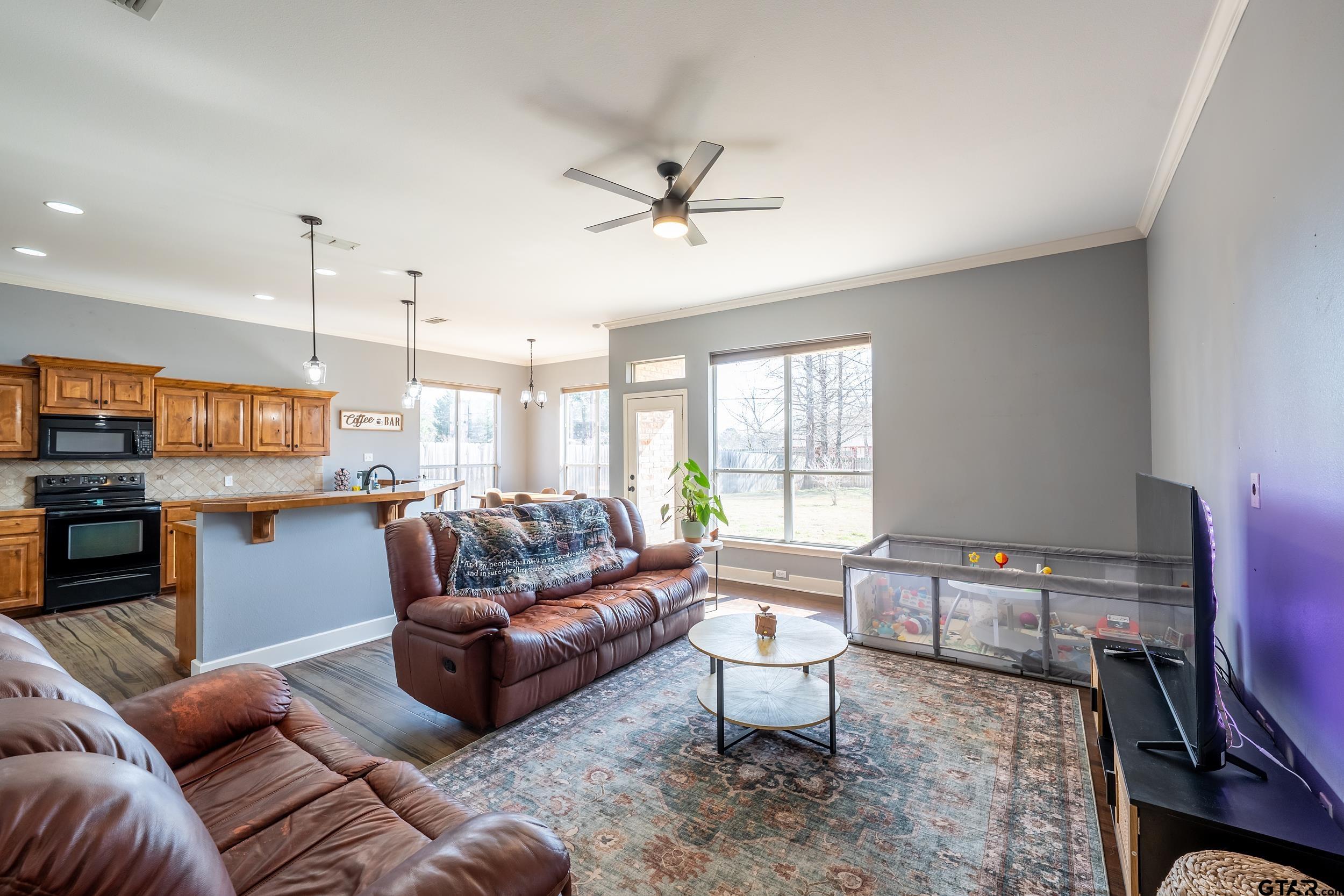 19541 Running West Dr