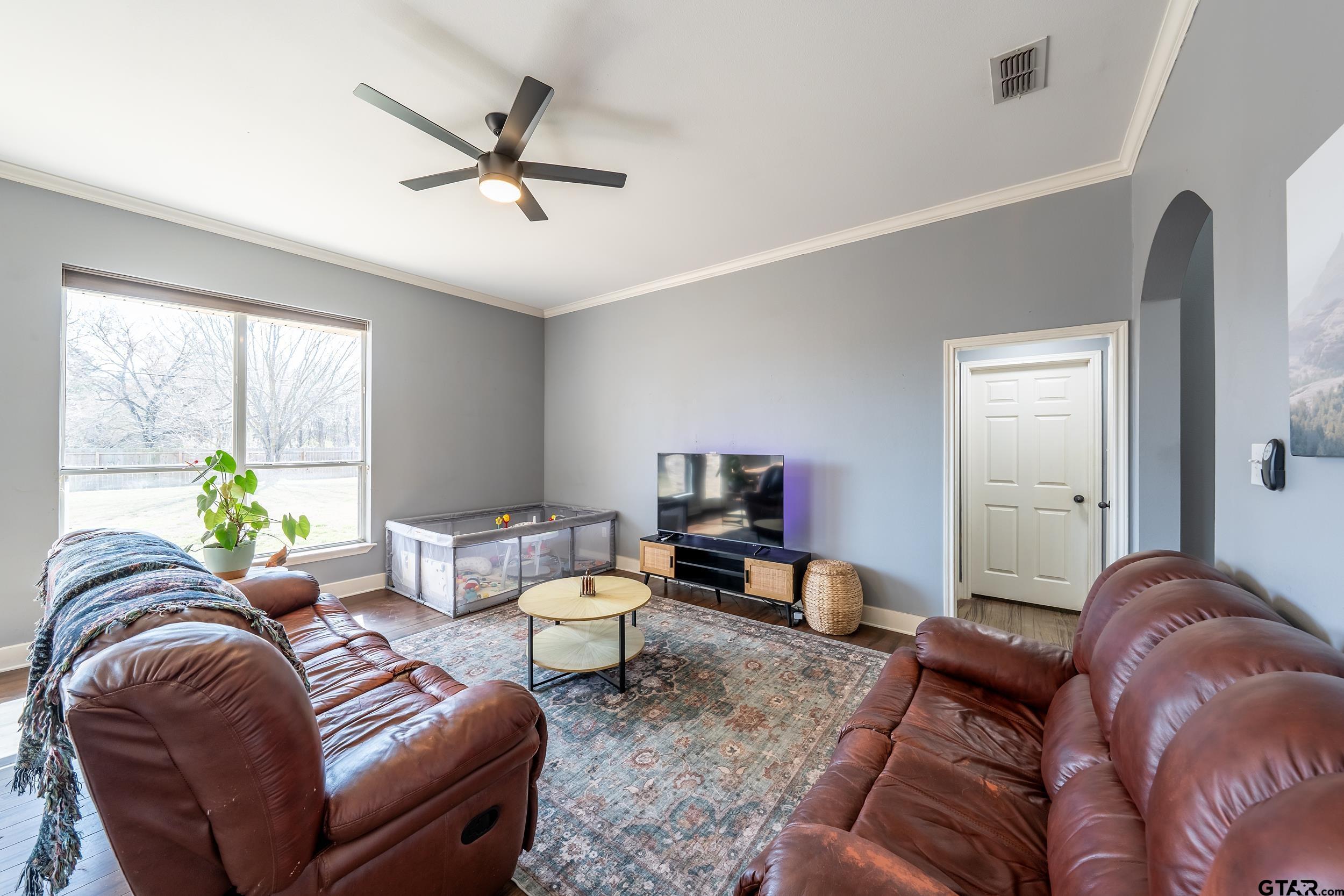 19541 Running West Dr