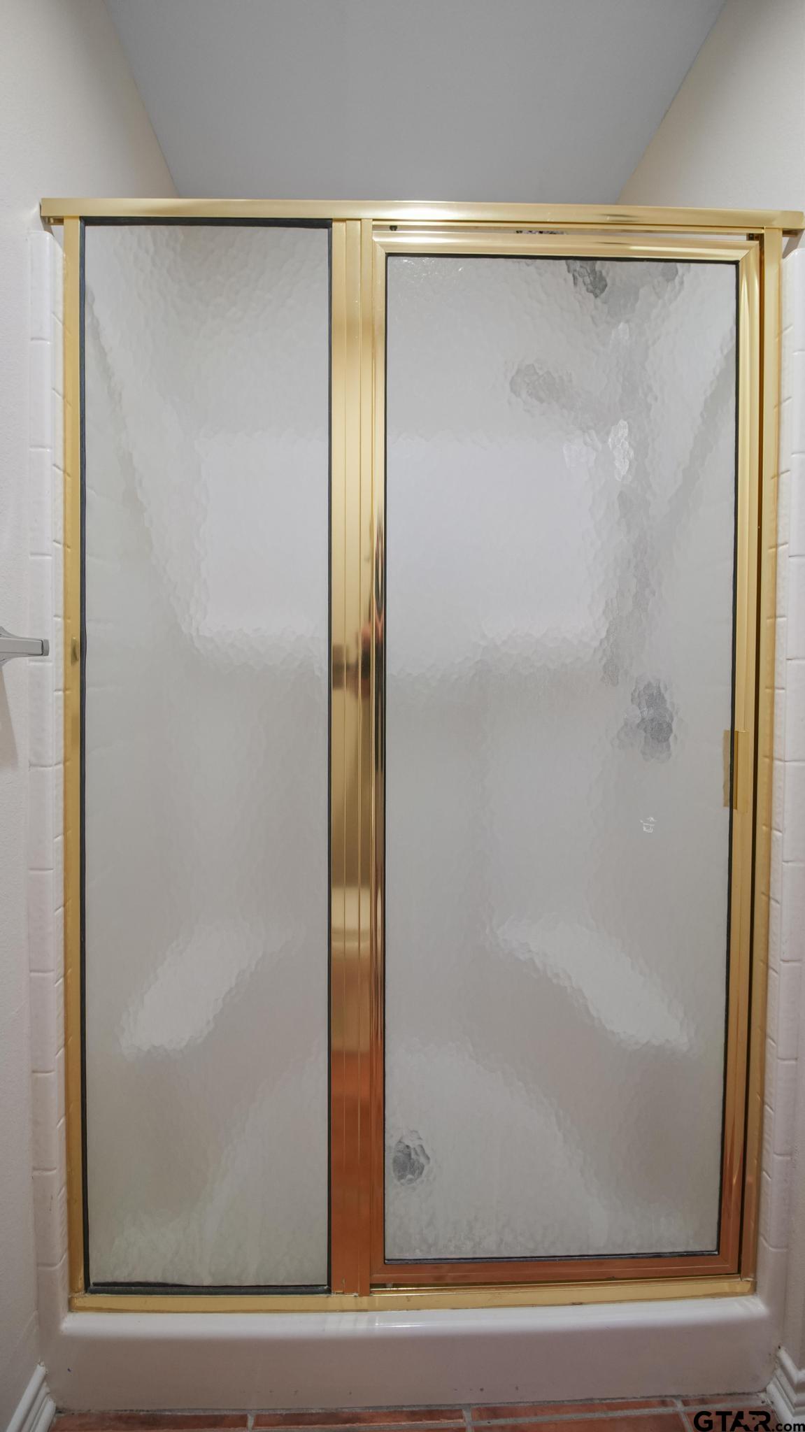 5401 Hollytree Dr #602