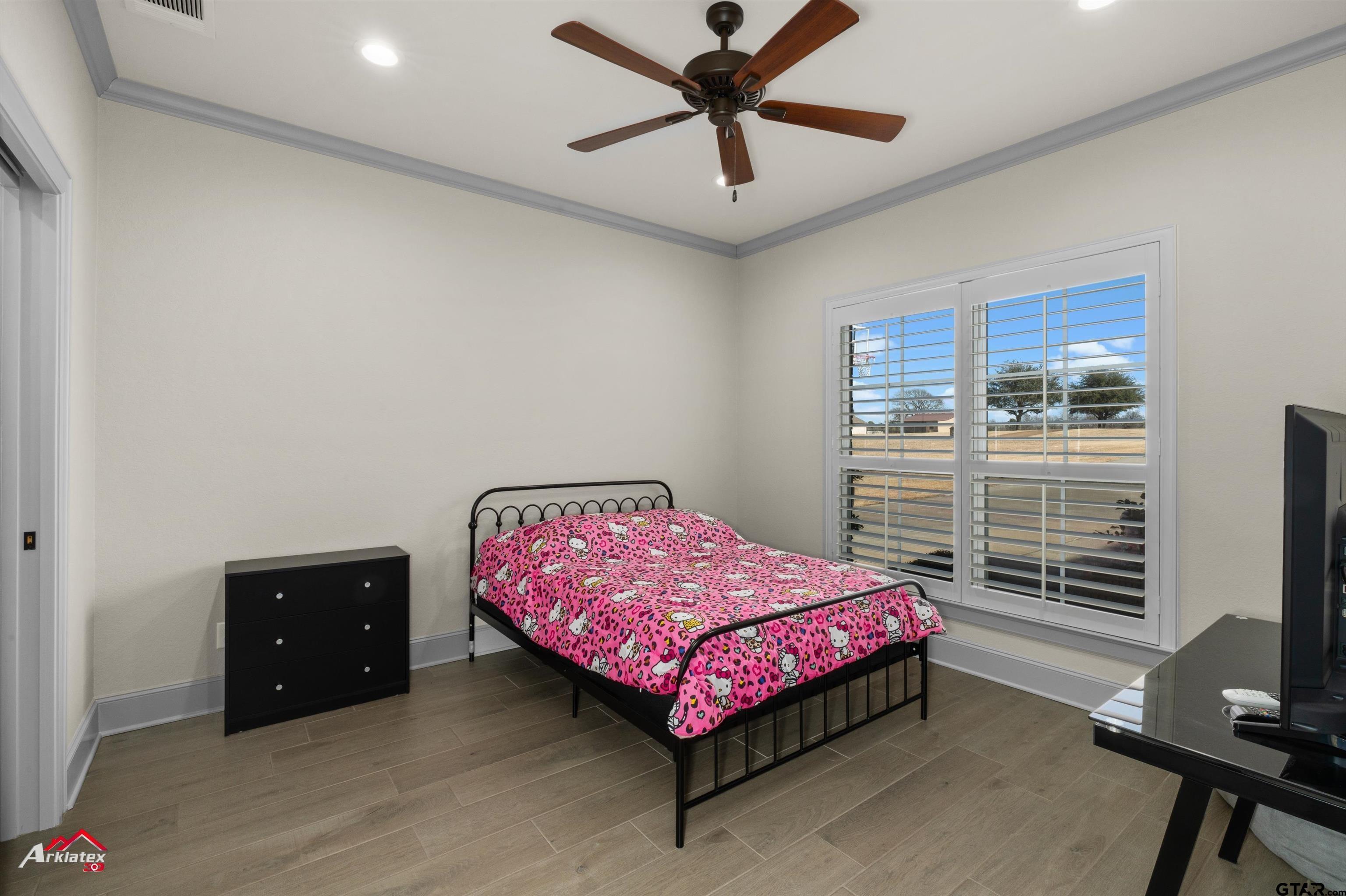 15631 Stallion Lake Blvd