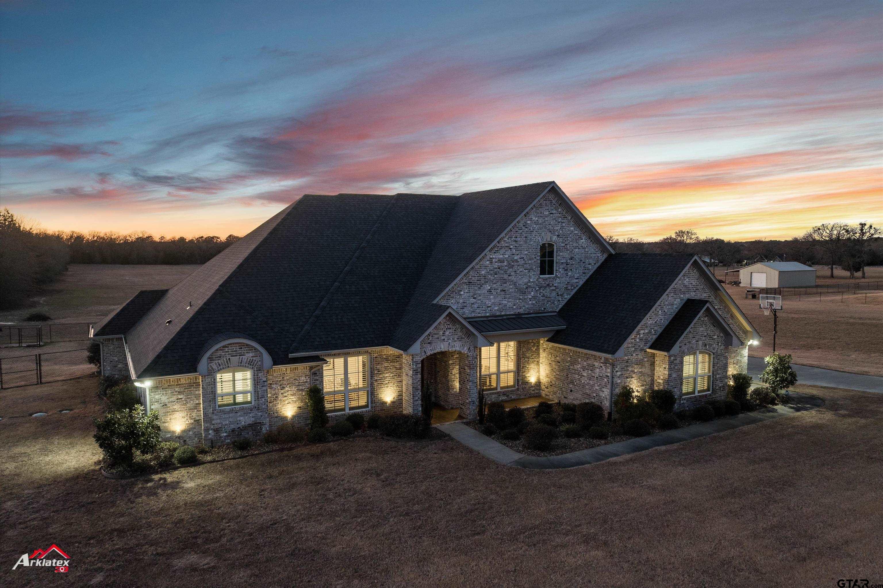 15631 Stallion Lake Blvd