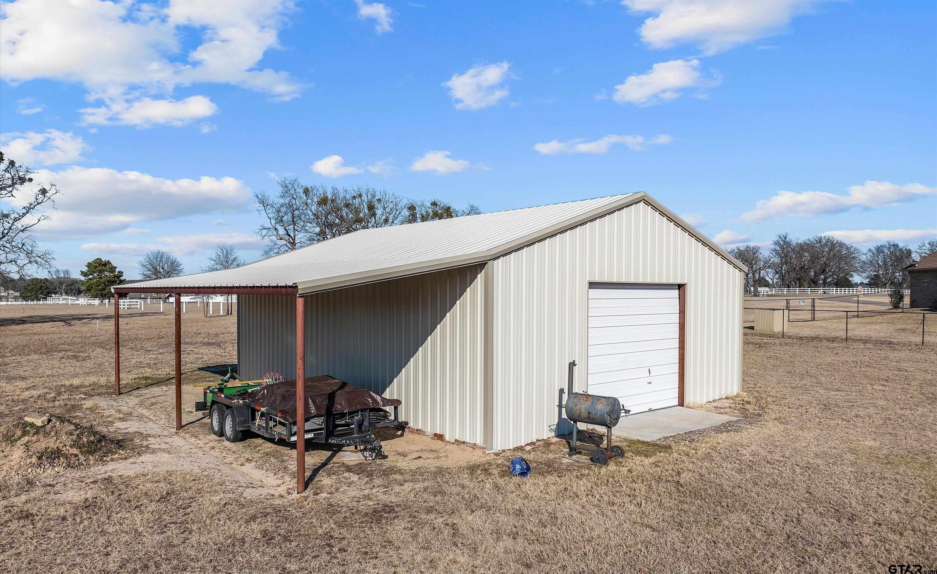 15671 Stallion Lake Blvd