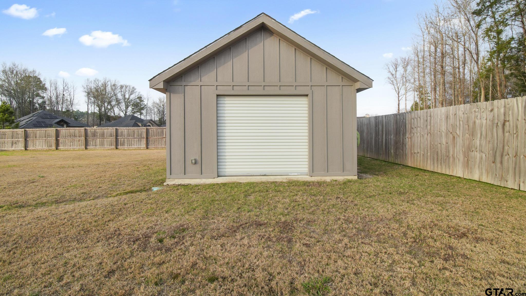 14144 Foxtail Dr