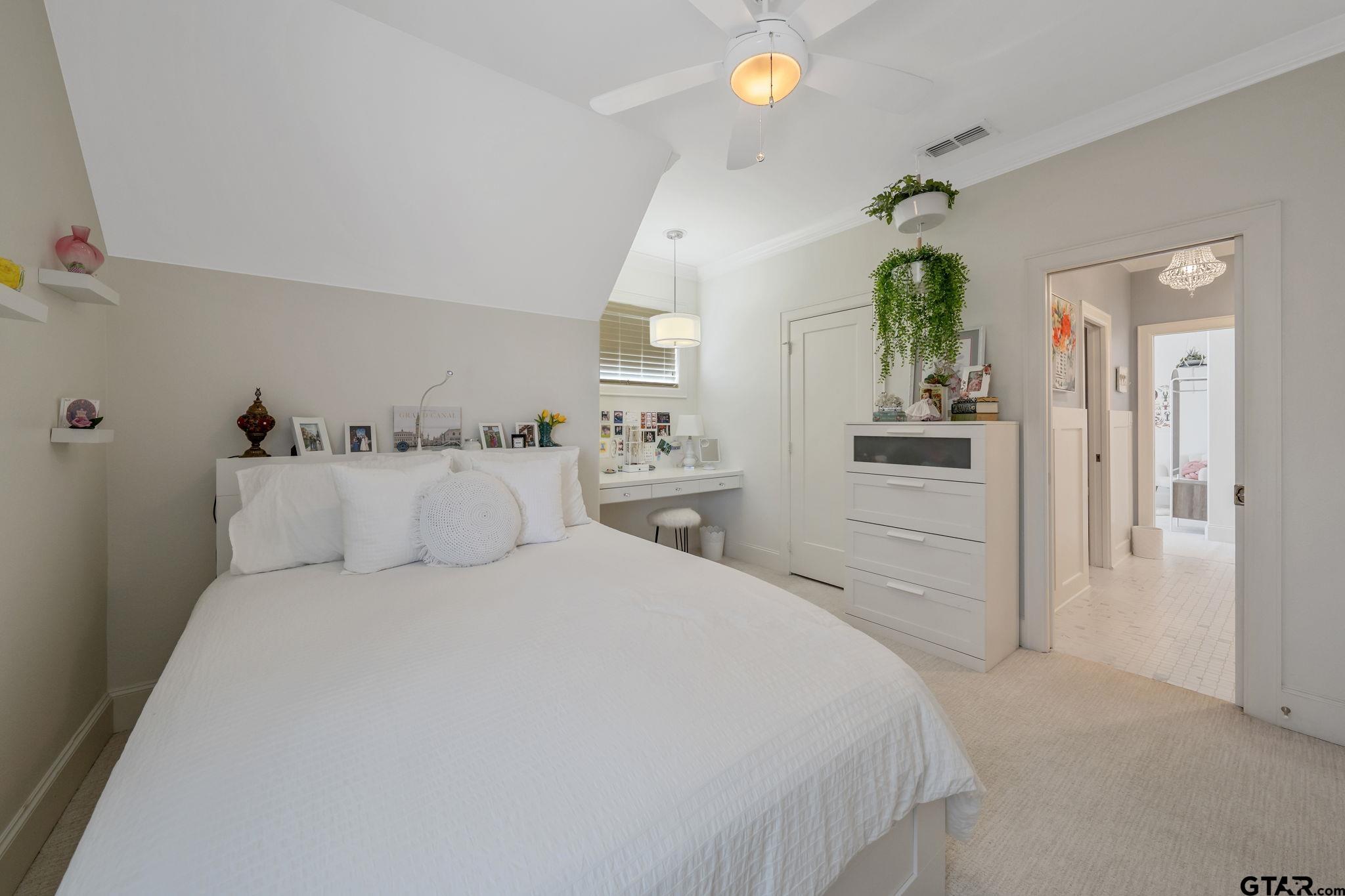 2231 Mulberry Grove