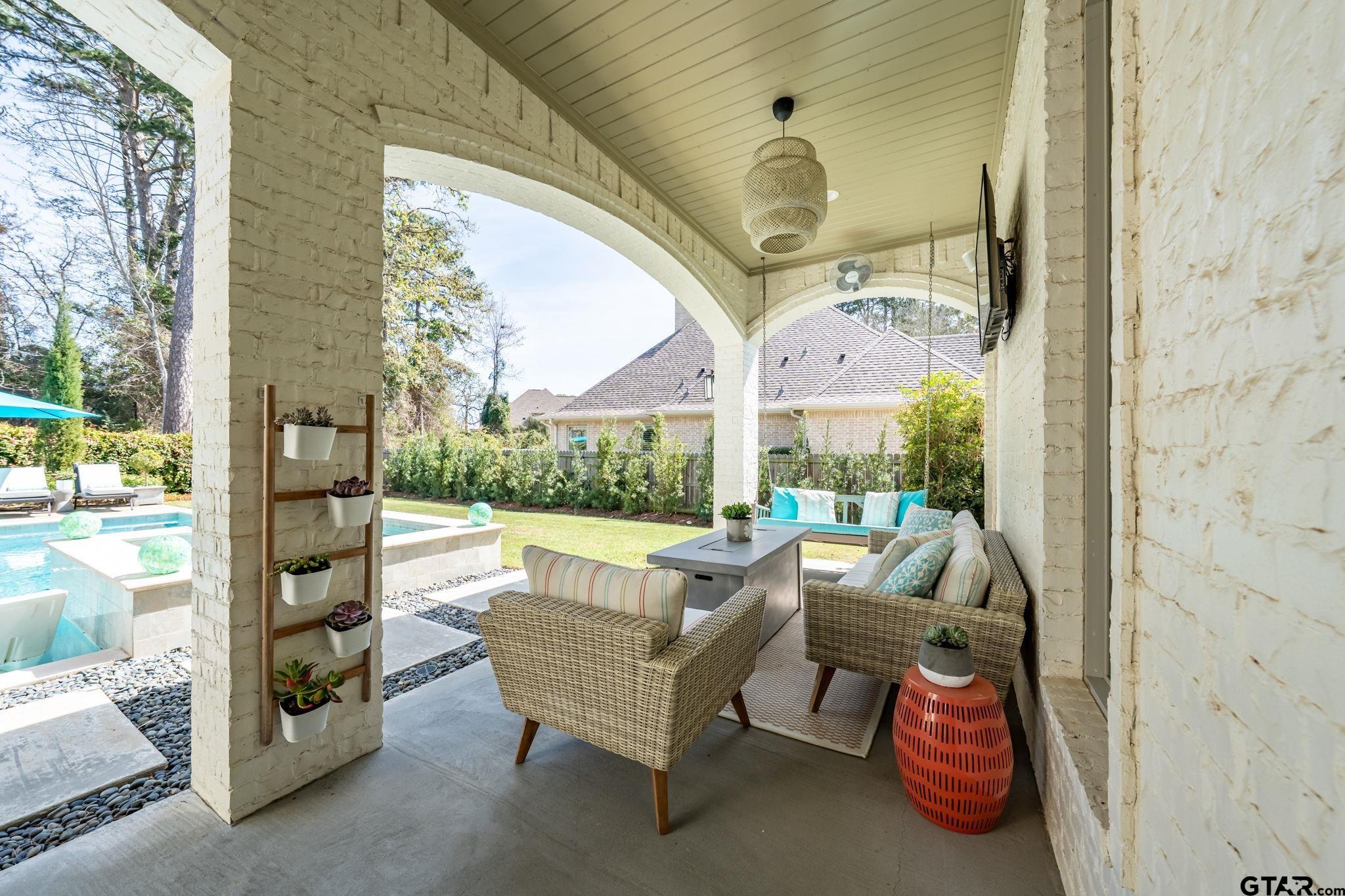2231 Mulberry Grove
