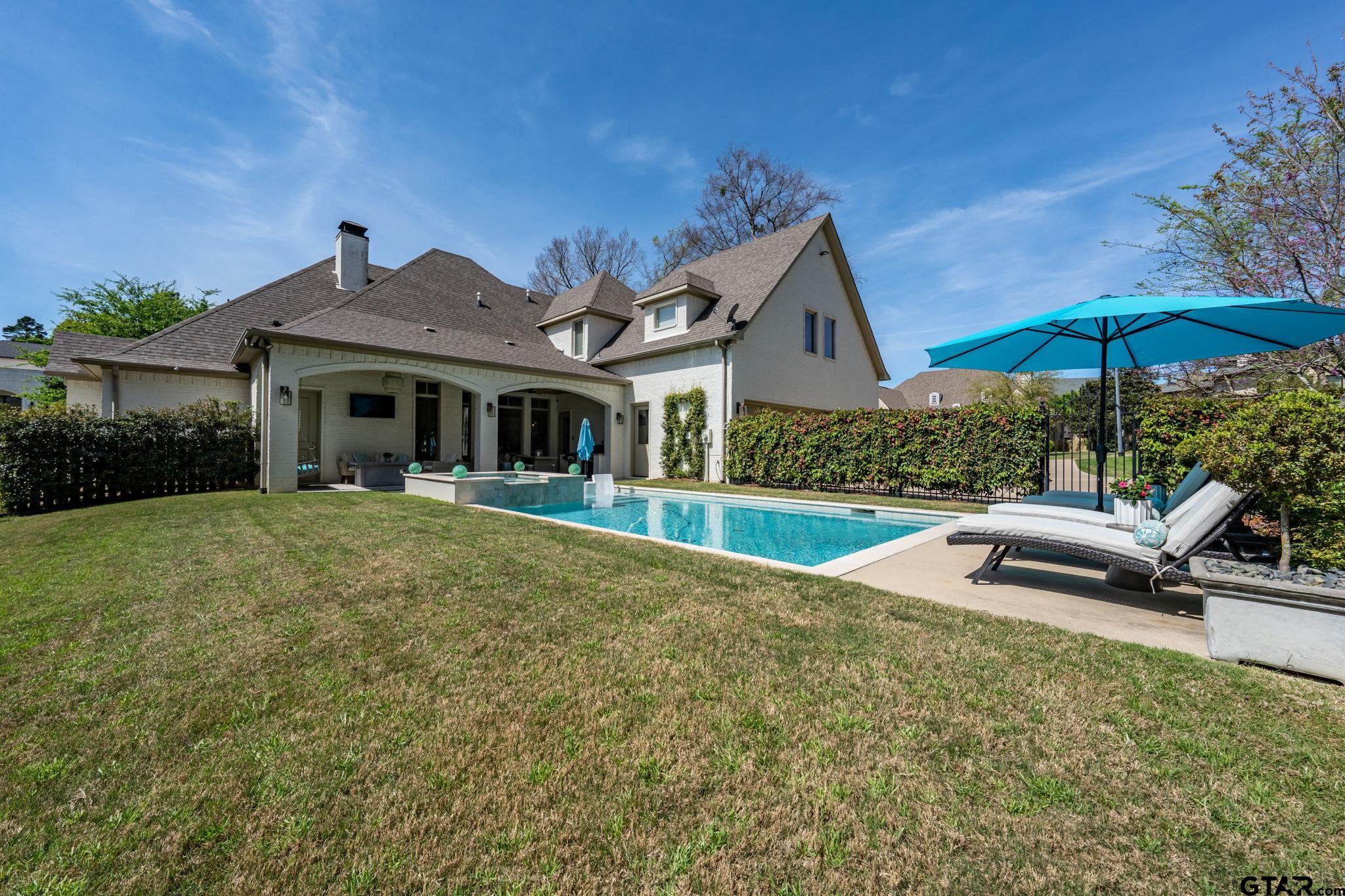 2231 Mulberry Grove