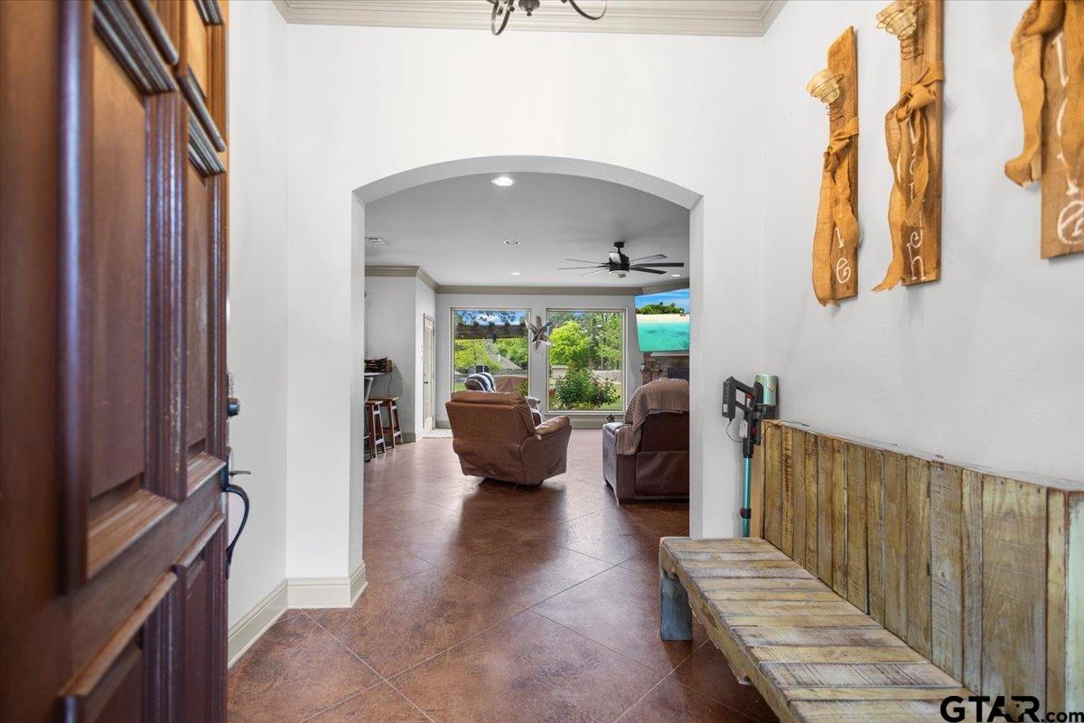 21192 Altuda Lane