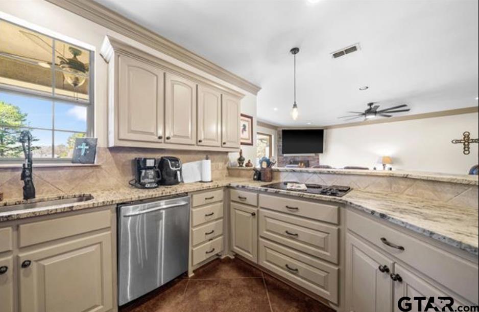 21192 Altuda Lane