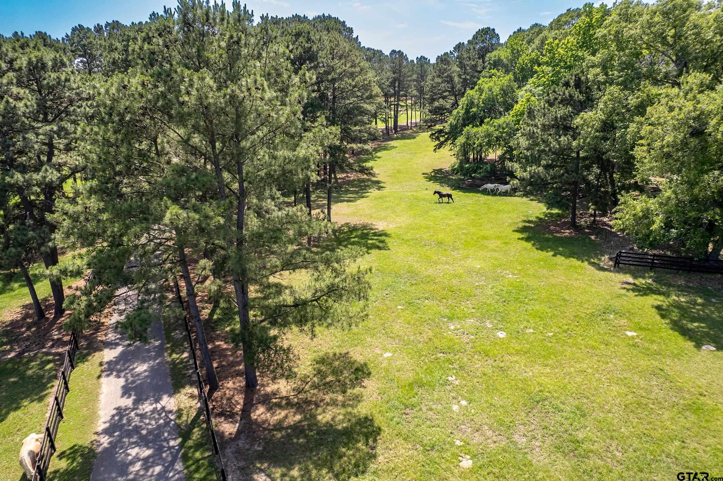 1852 Northridge Rd