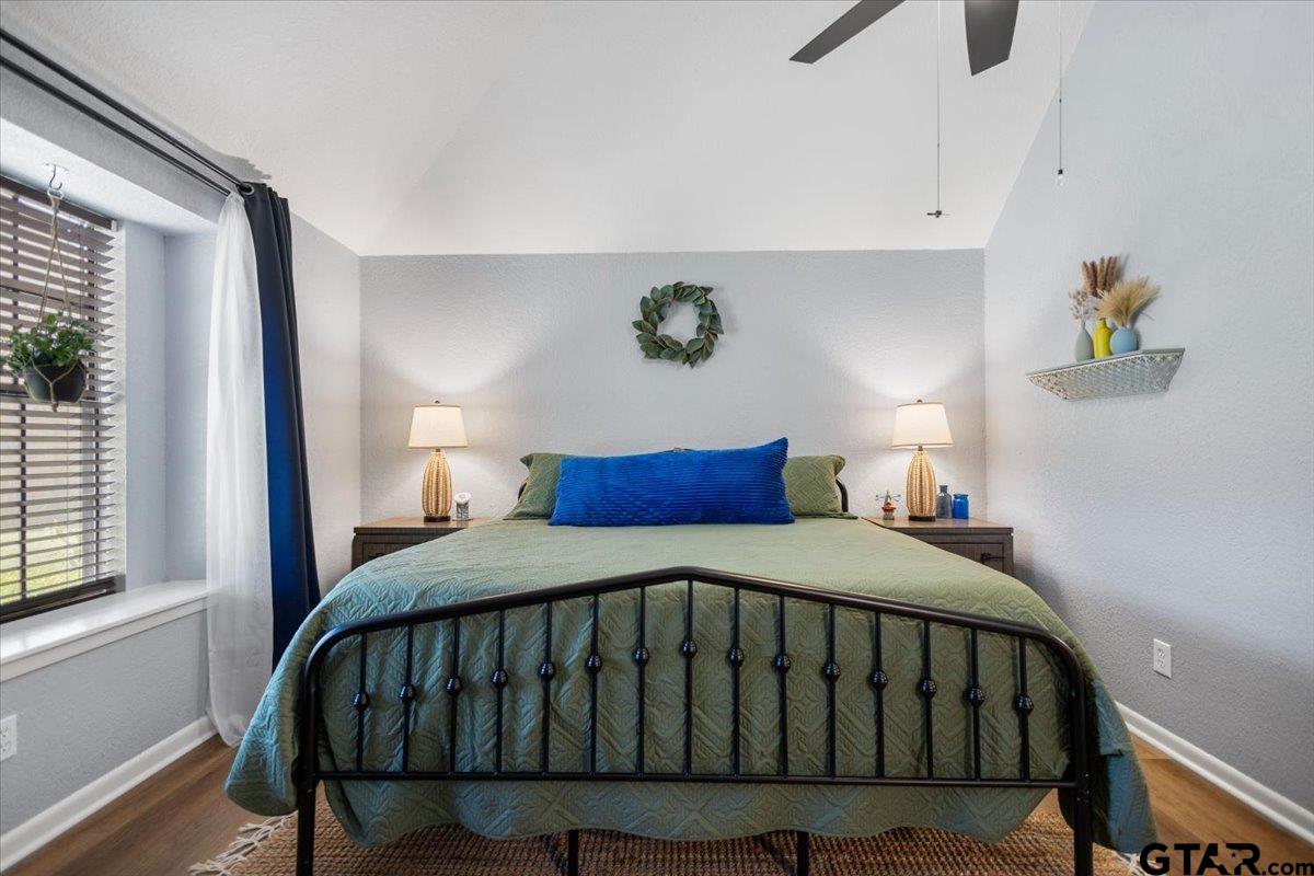 5717 Eaglewood Circle