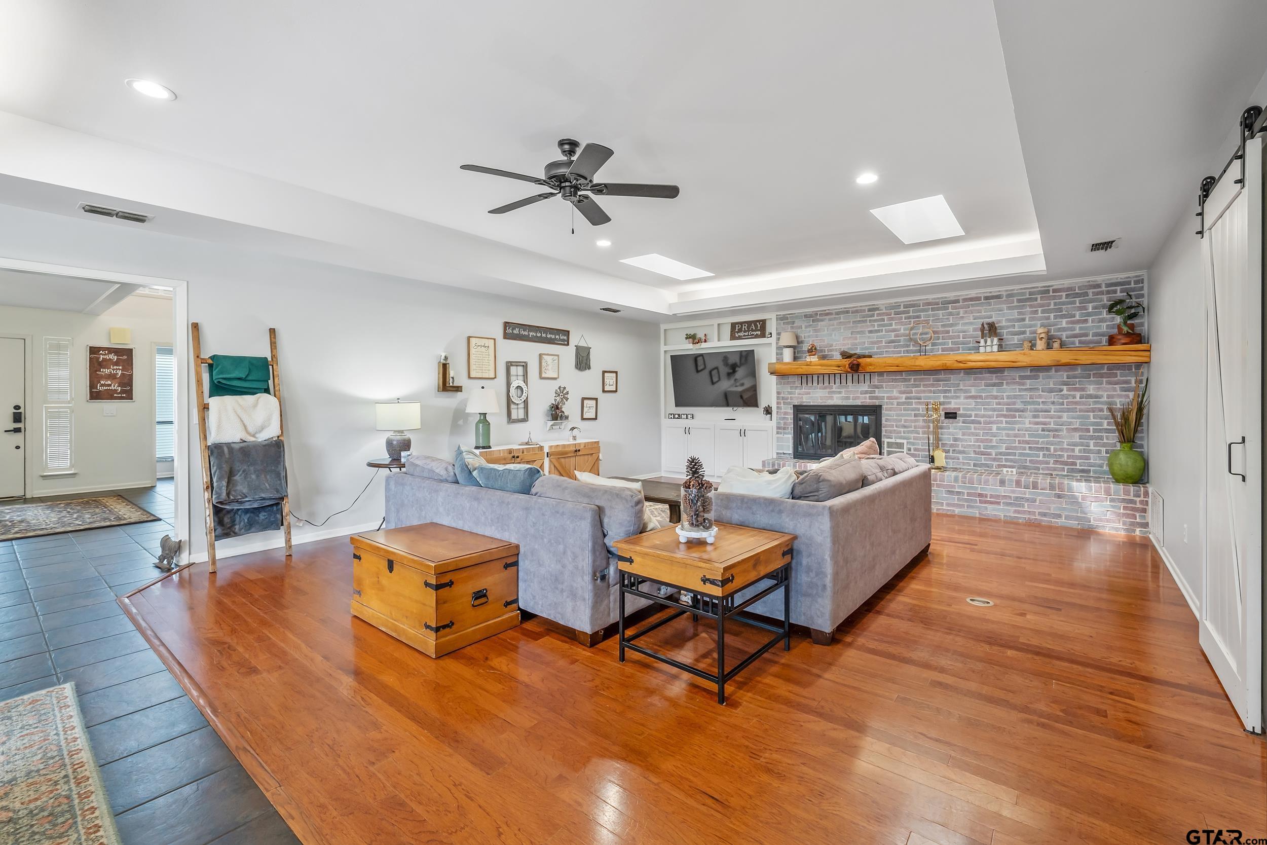 242 South Bay Drive