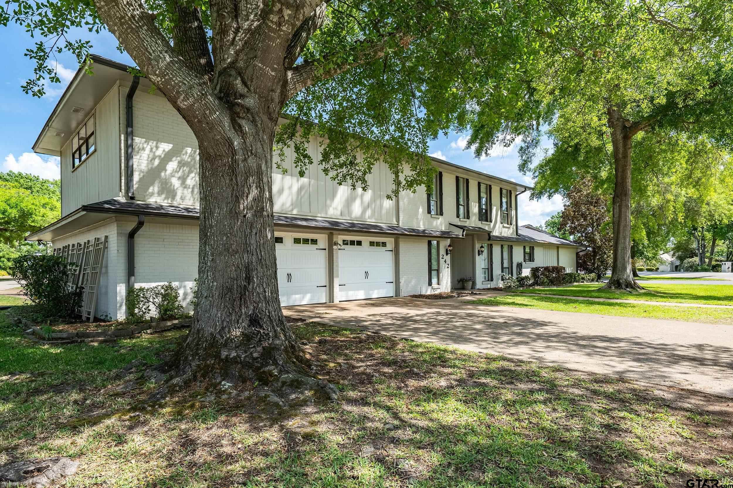242 South Bay Drive