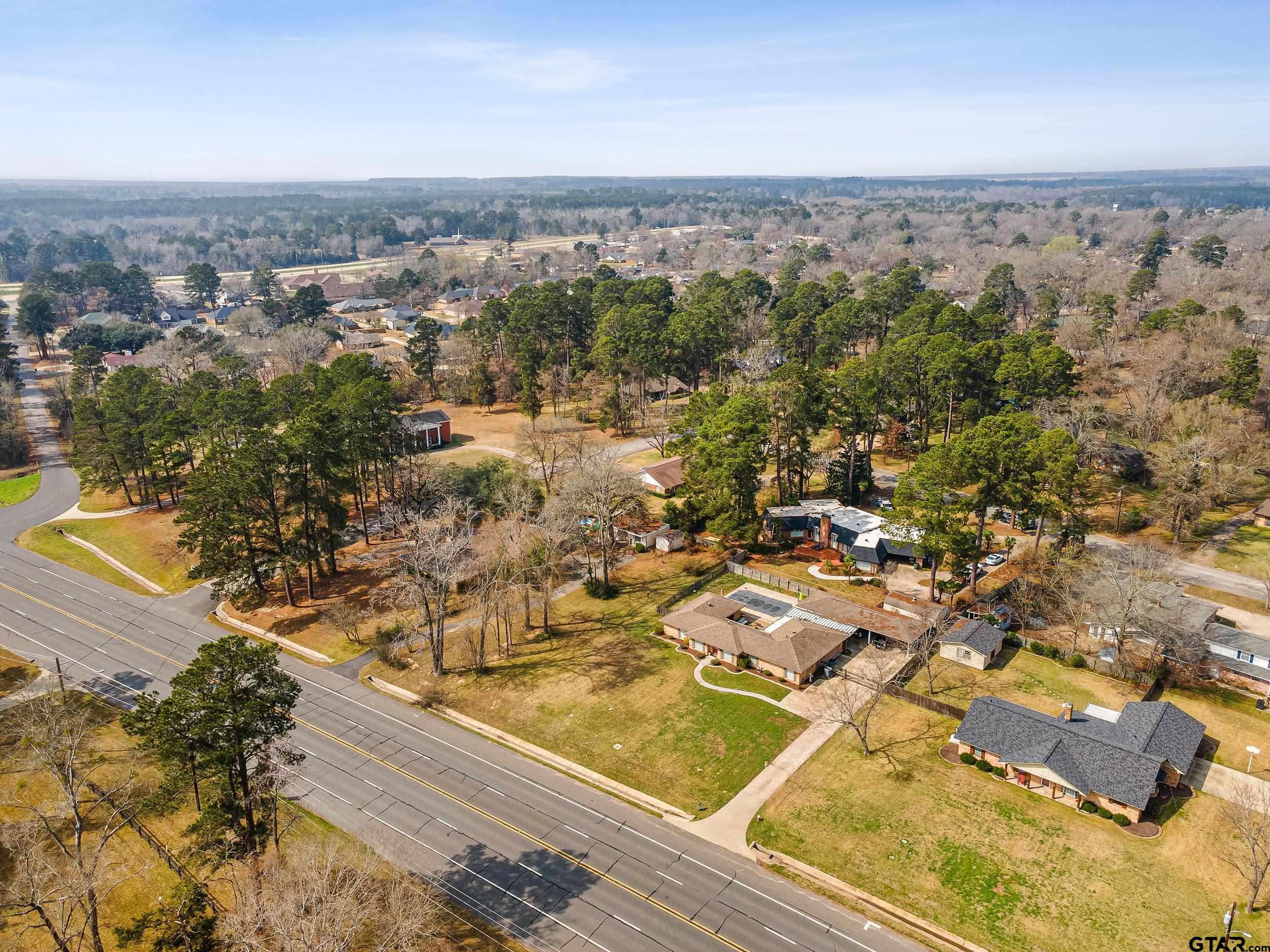 1302 W Sabine St.