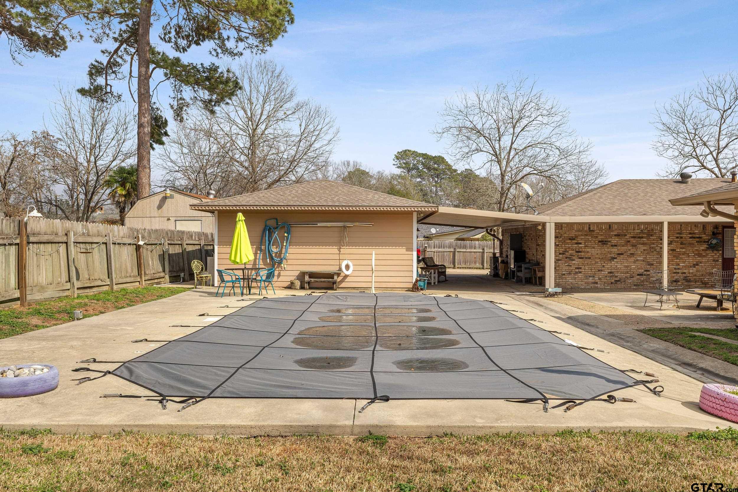 1302 W Sabine St.