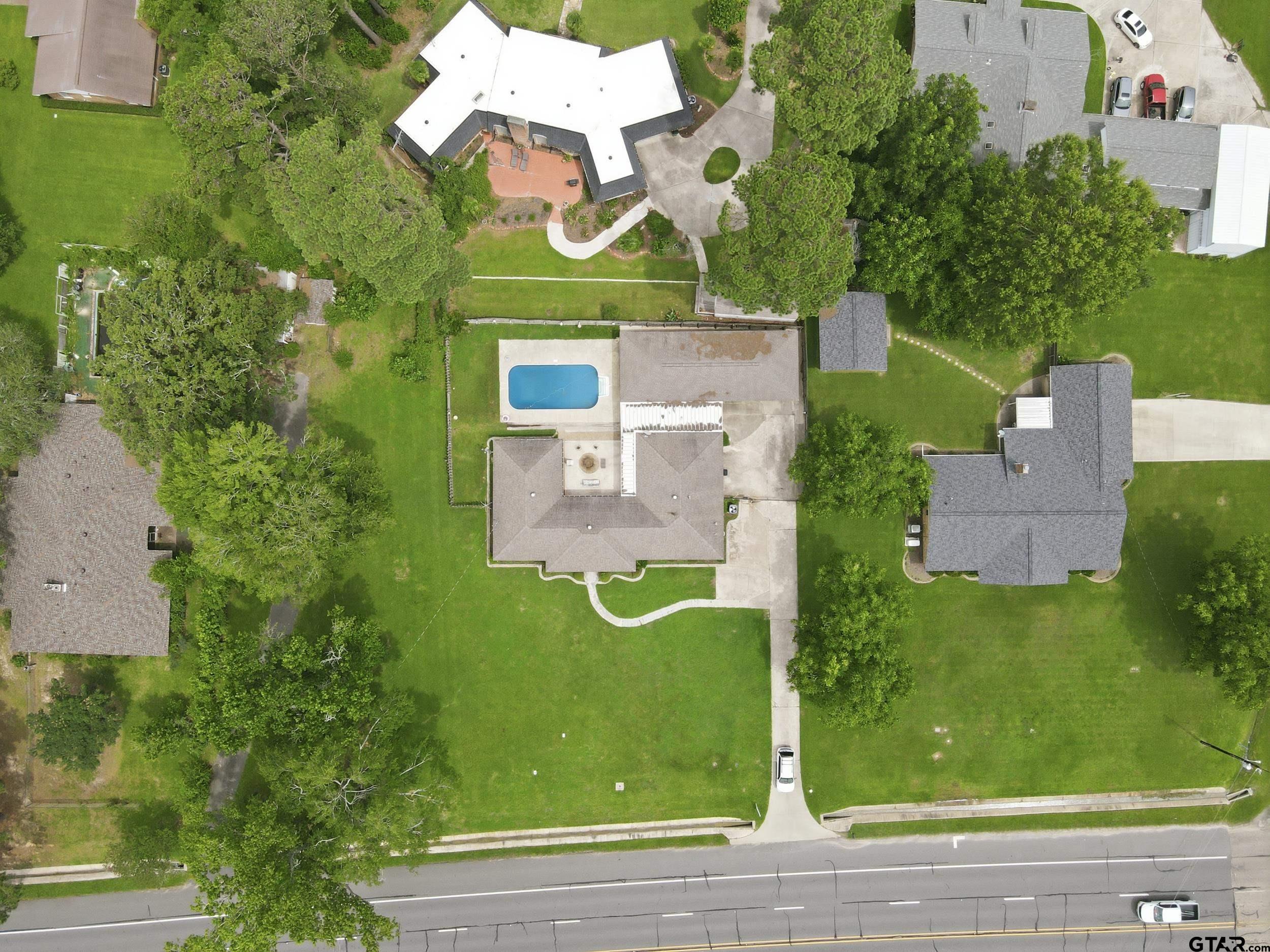 1302 W Sabine St.
