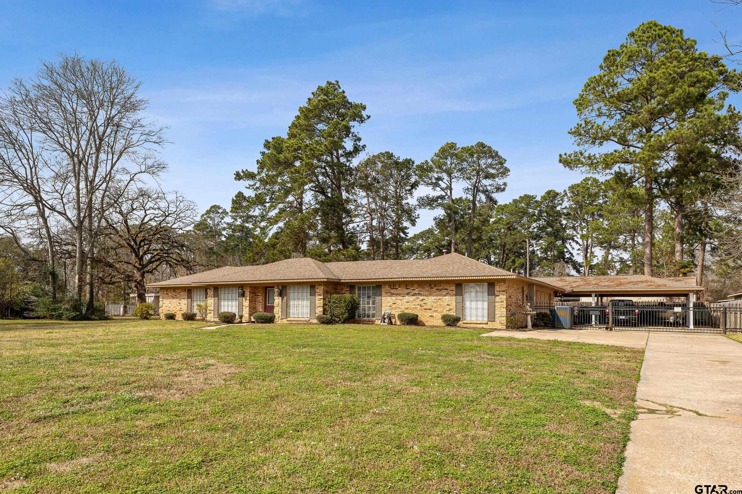 1302 W Sabine St.