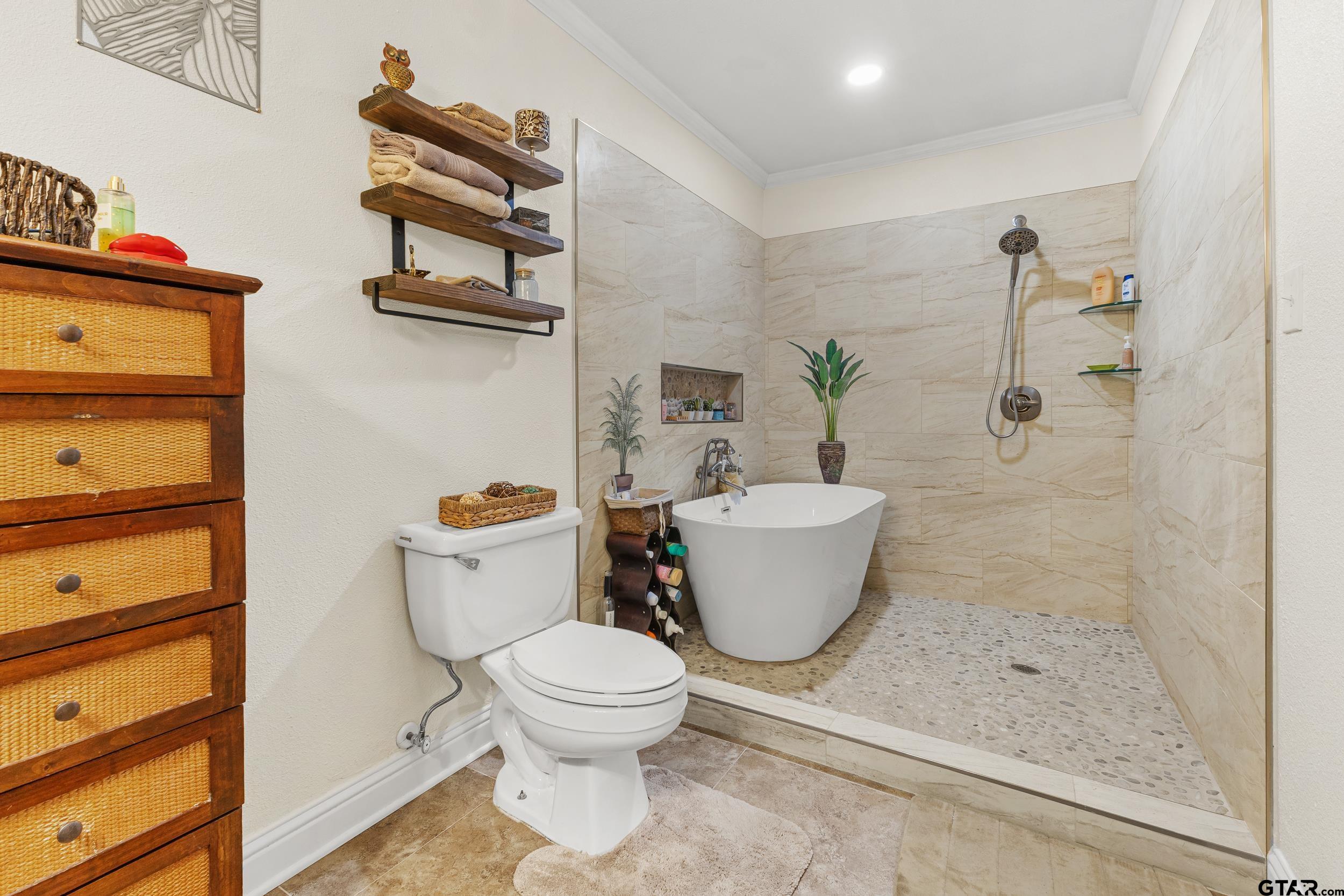 1302 W Sabine St.