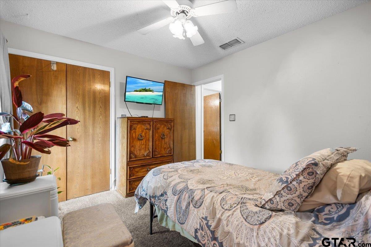 13804 Birchwood Cir