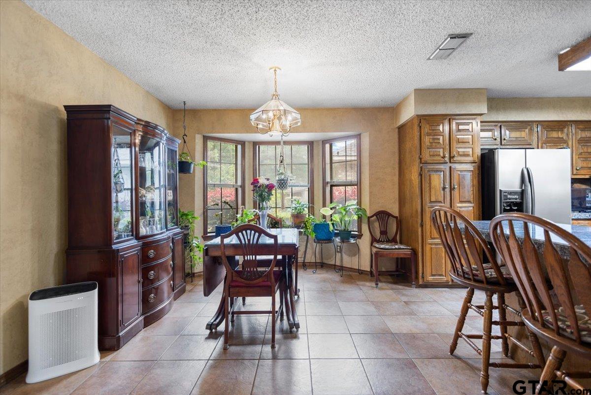 13804 Birchwood Cir