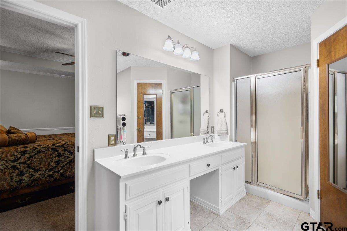 13804 Birchwood Cir