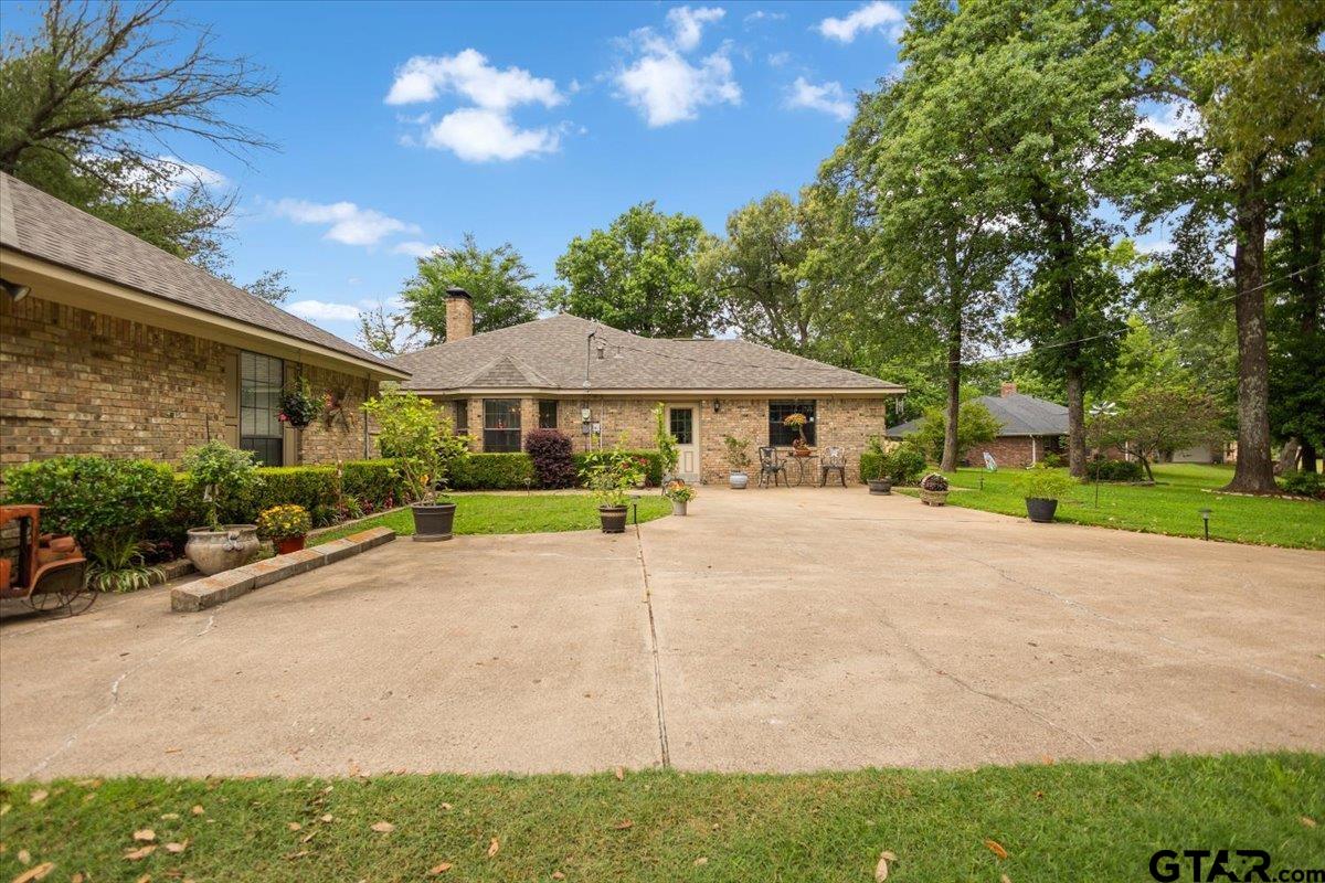 13804 Birchwood Cir