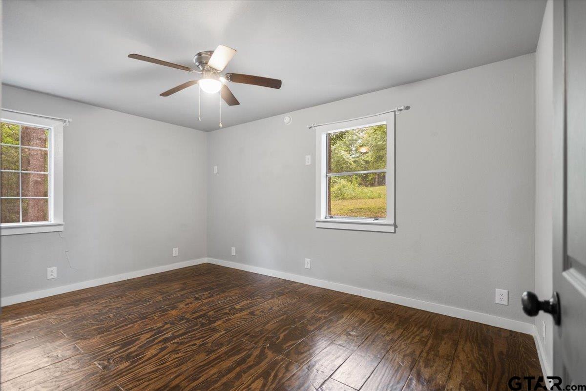 18544 County Road 2106