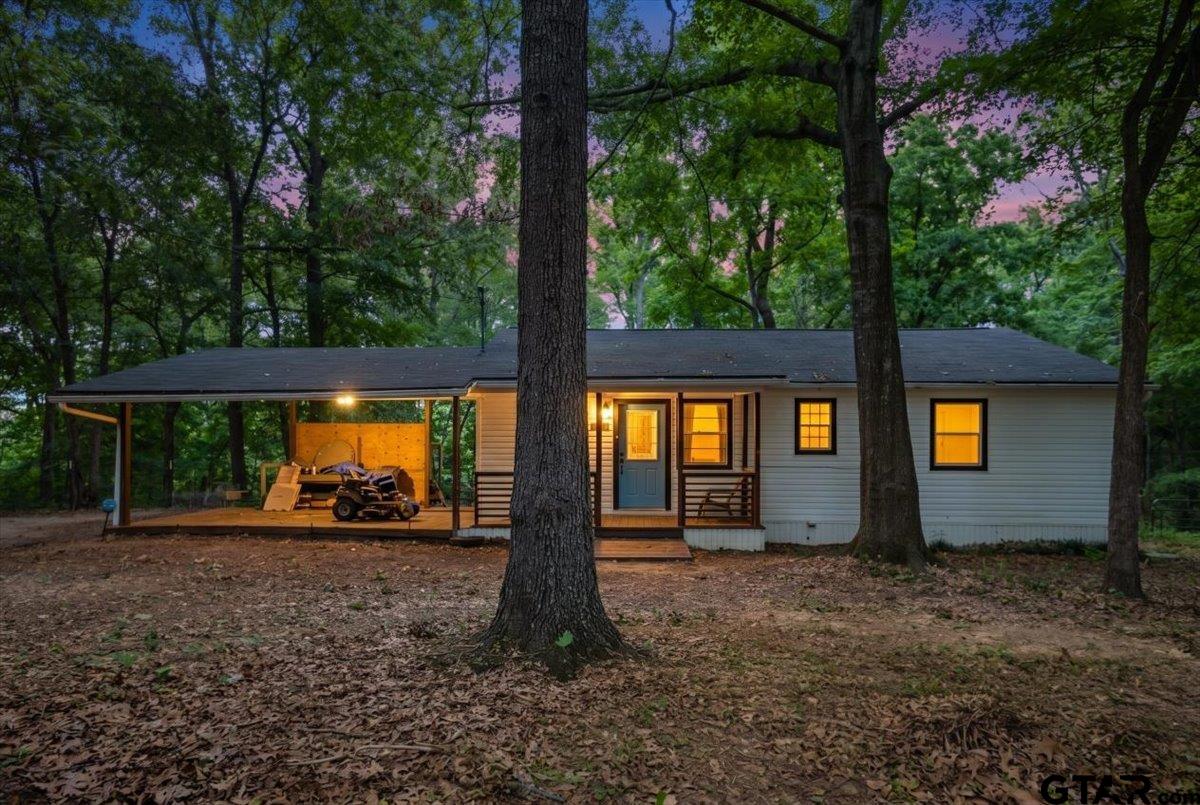 18544 County Road 2106