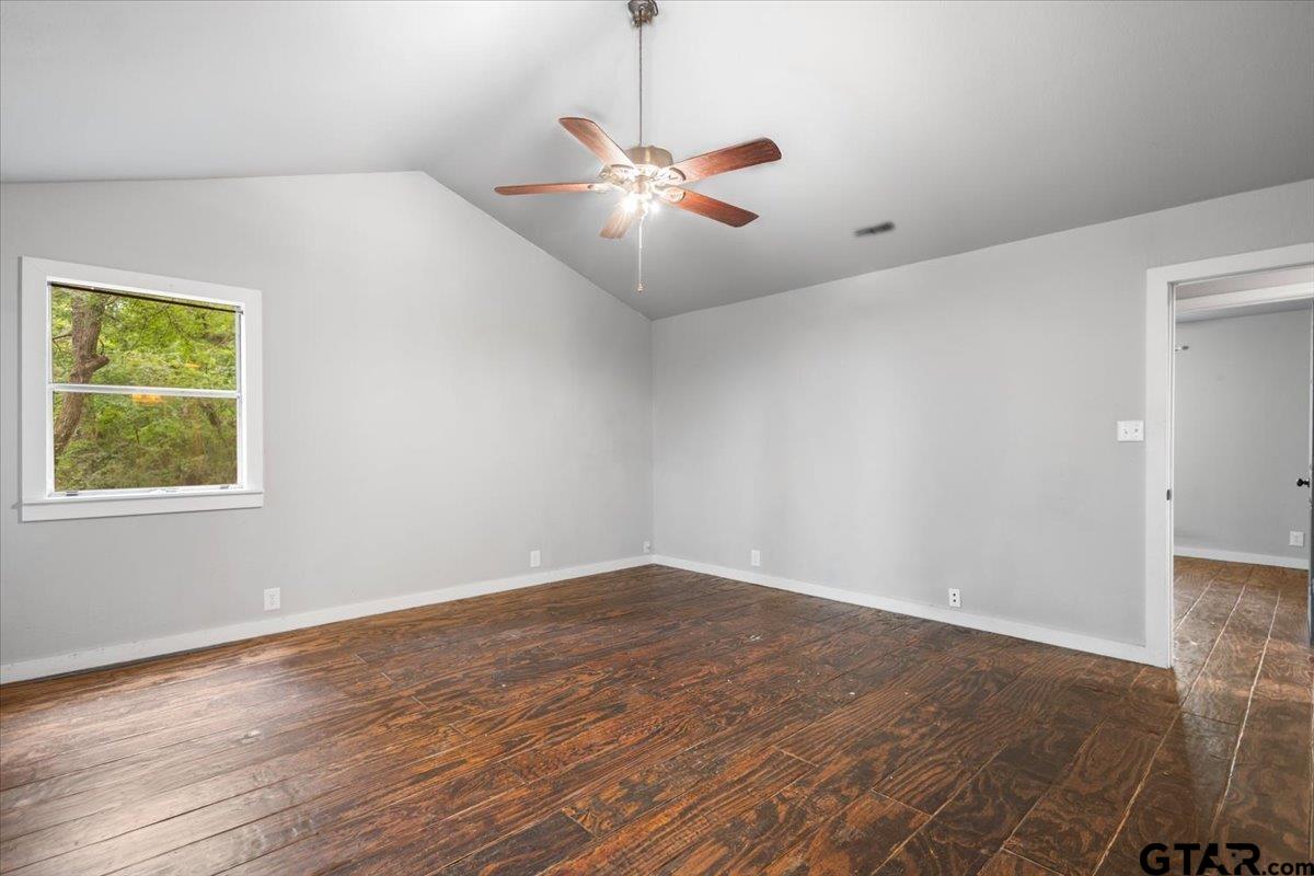 18544 County Road 2106