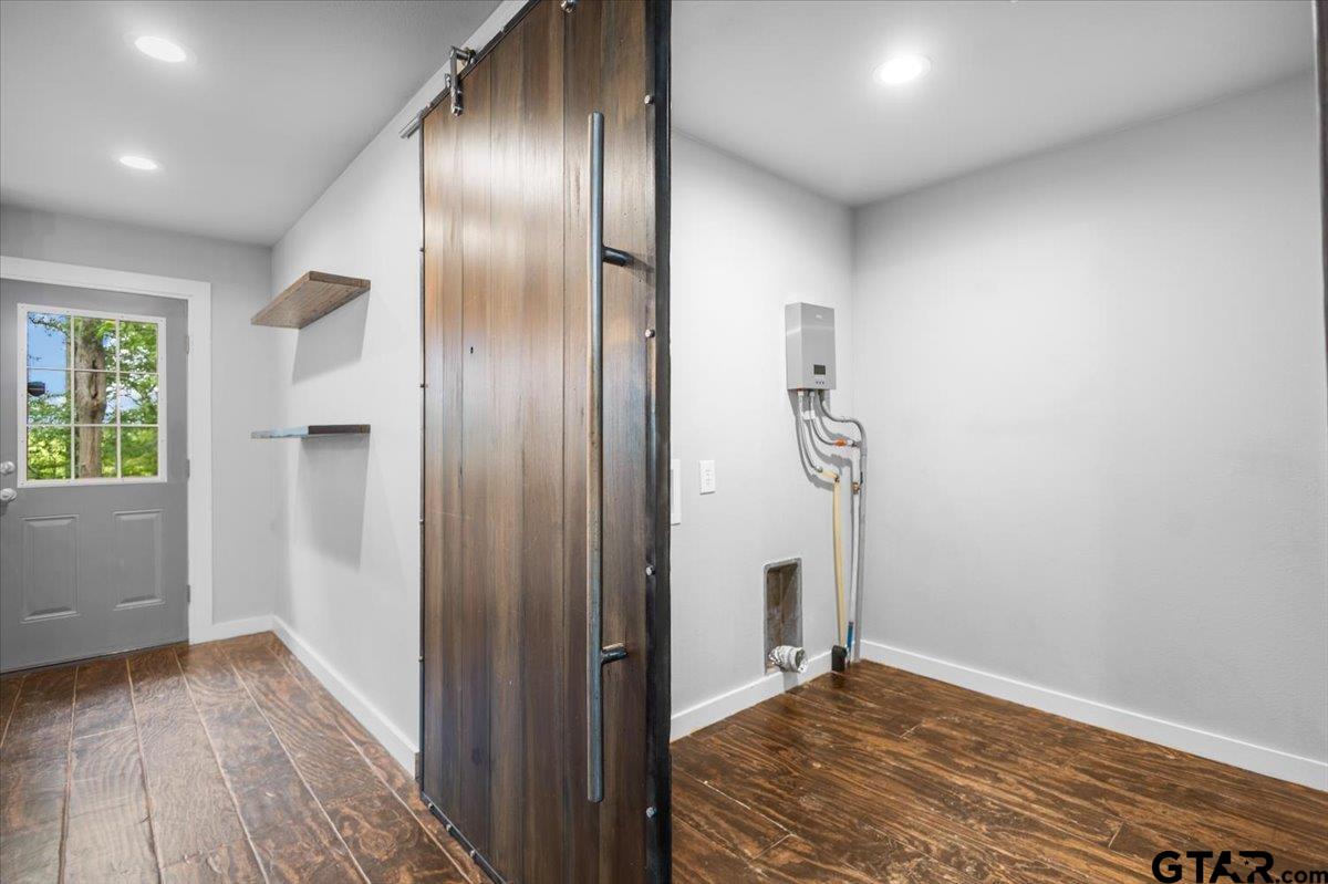 18544 County Road 2106