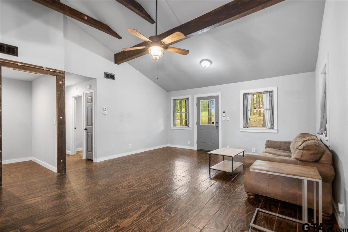 18544 County Road 2106