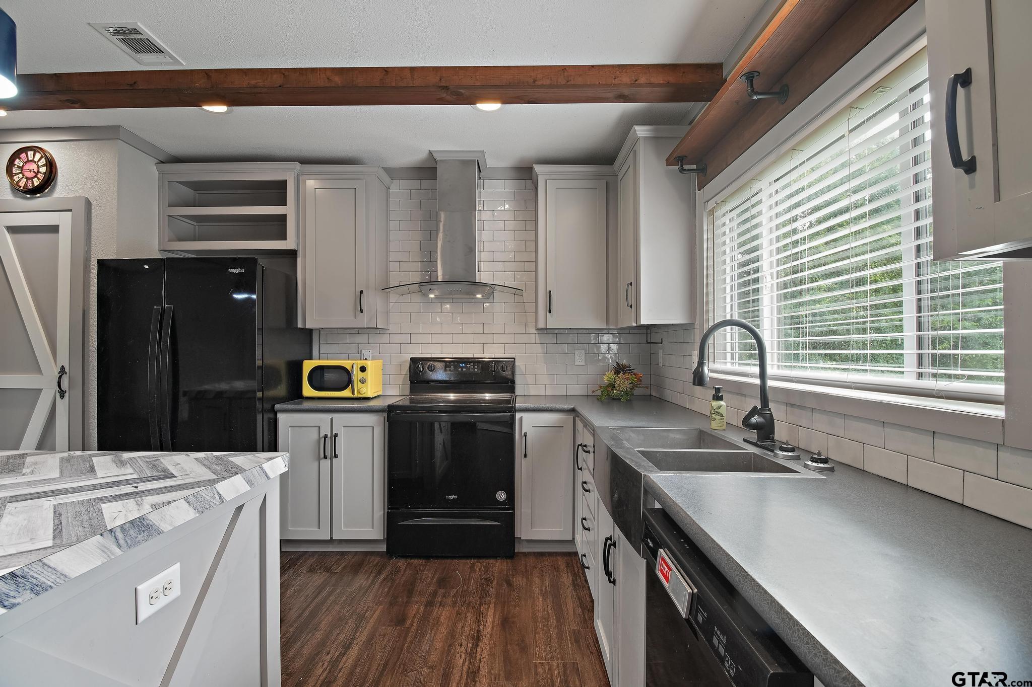 20970 Joe Paul Ln