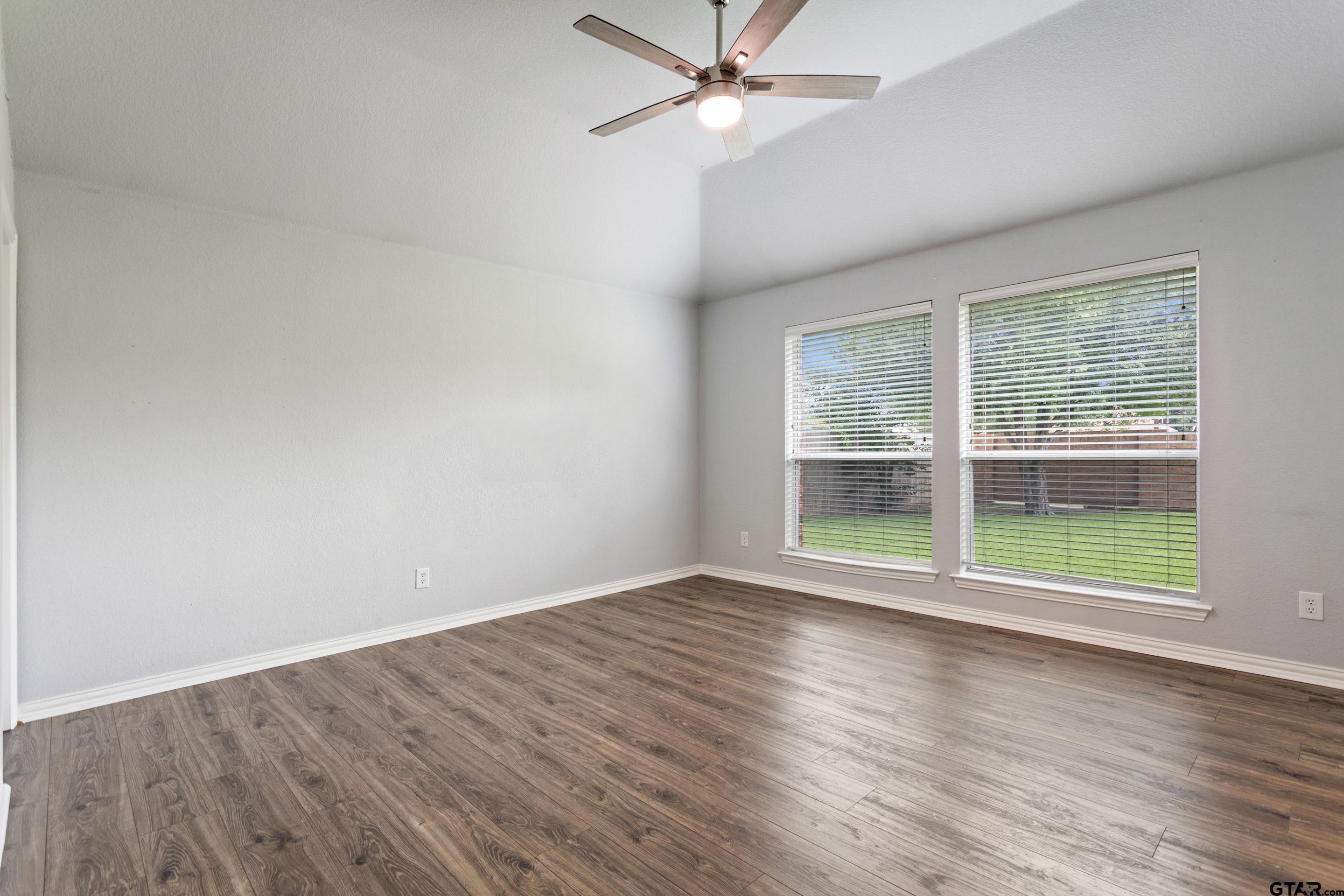 106 Elmwood Trail