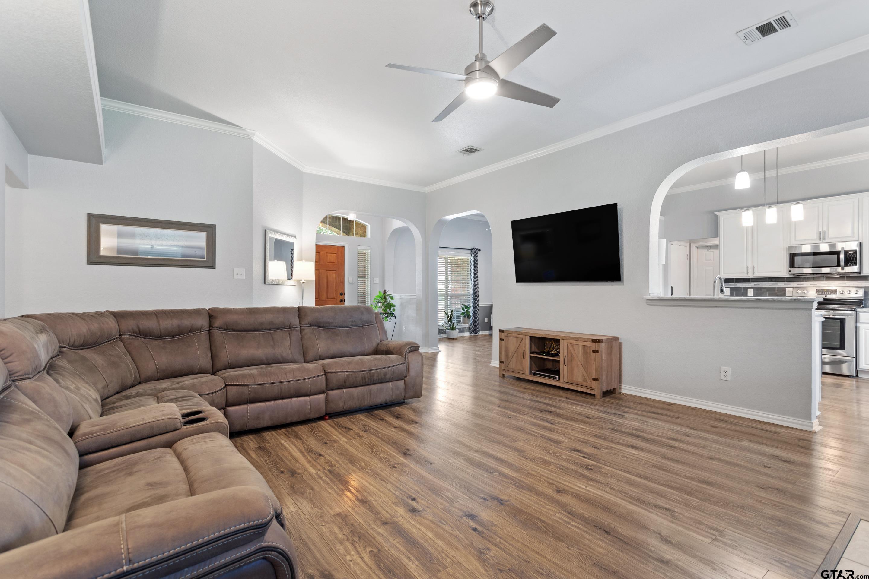 106 Elmwood Trail