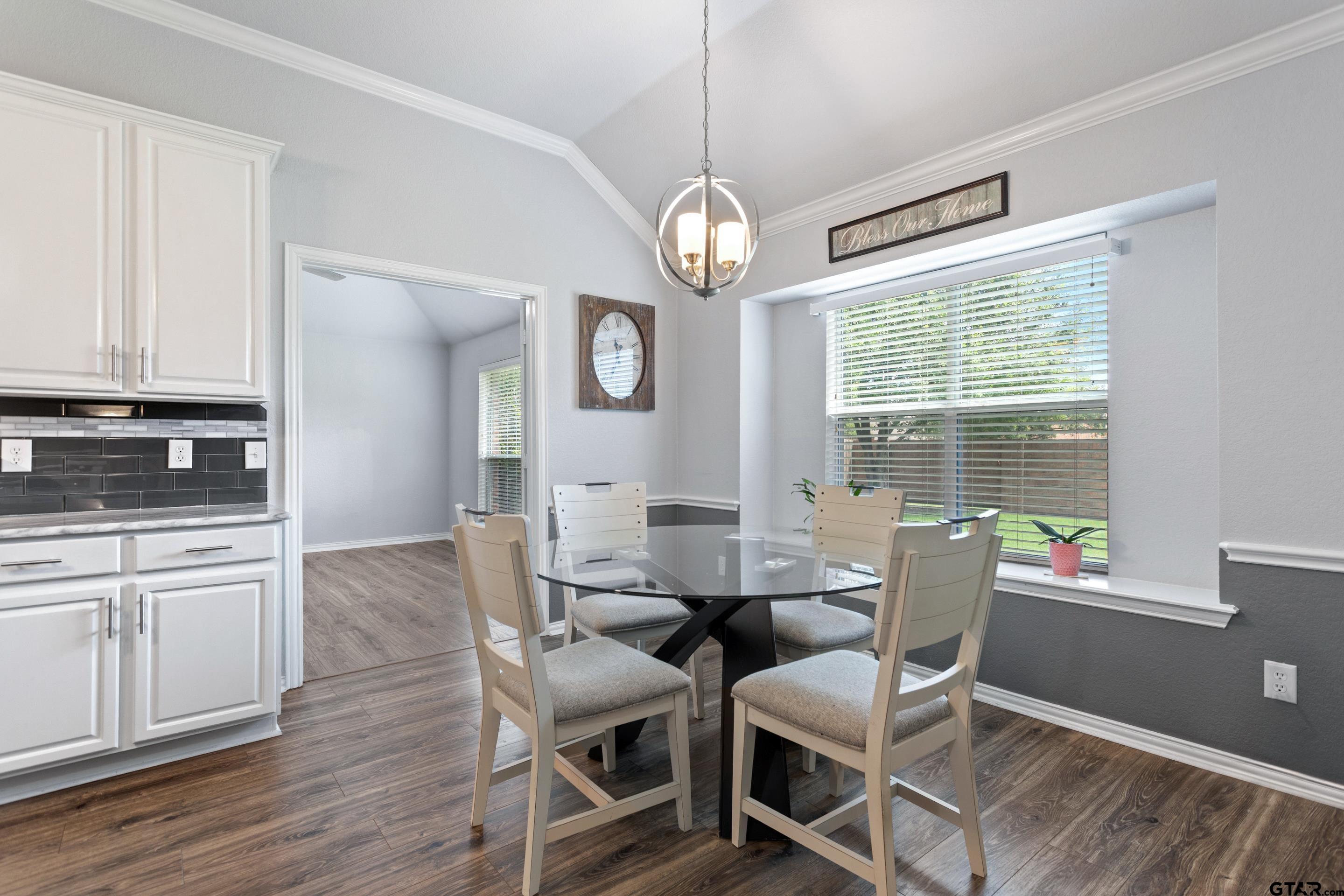 106 Elmwood Trail