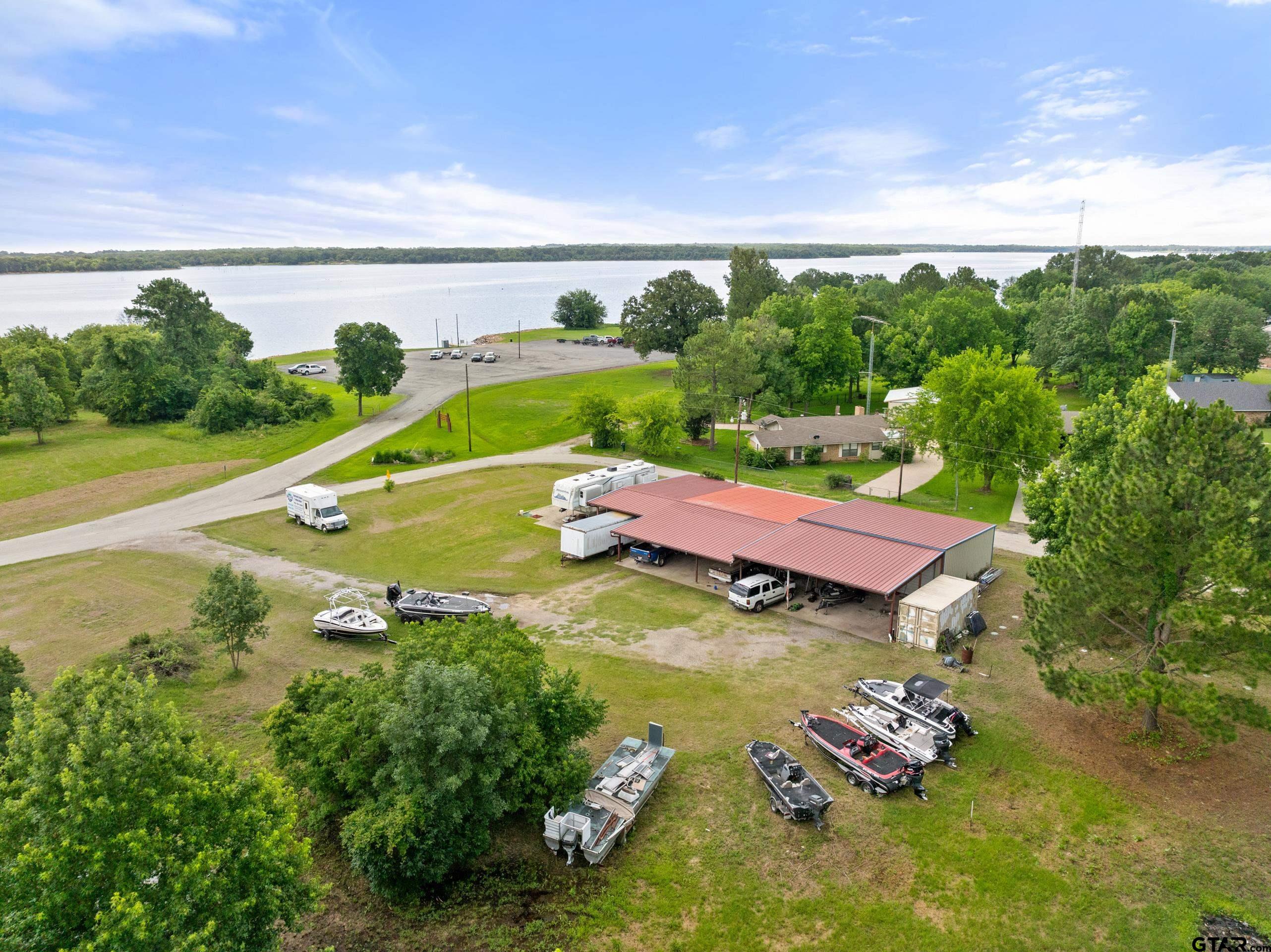 180 County Road 1886