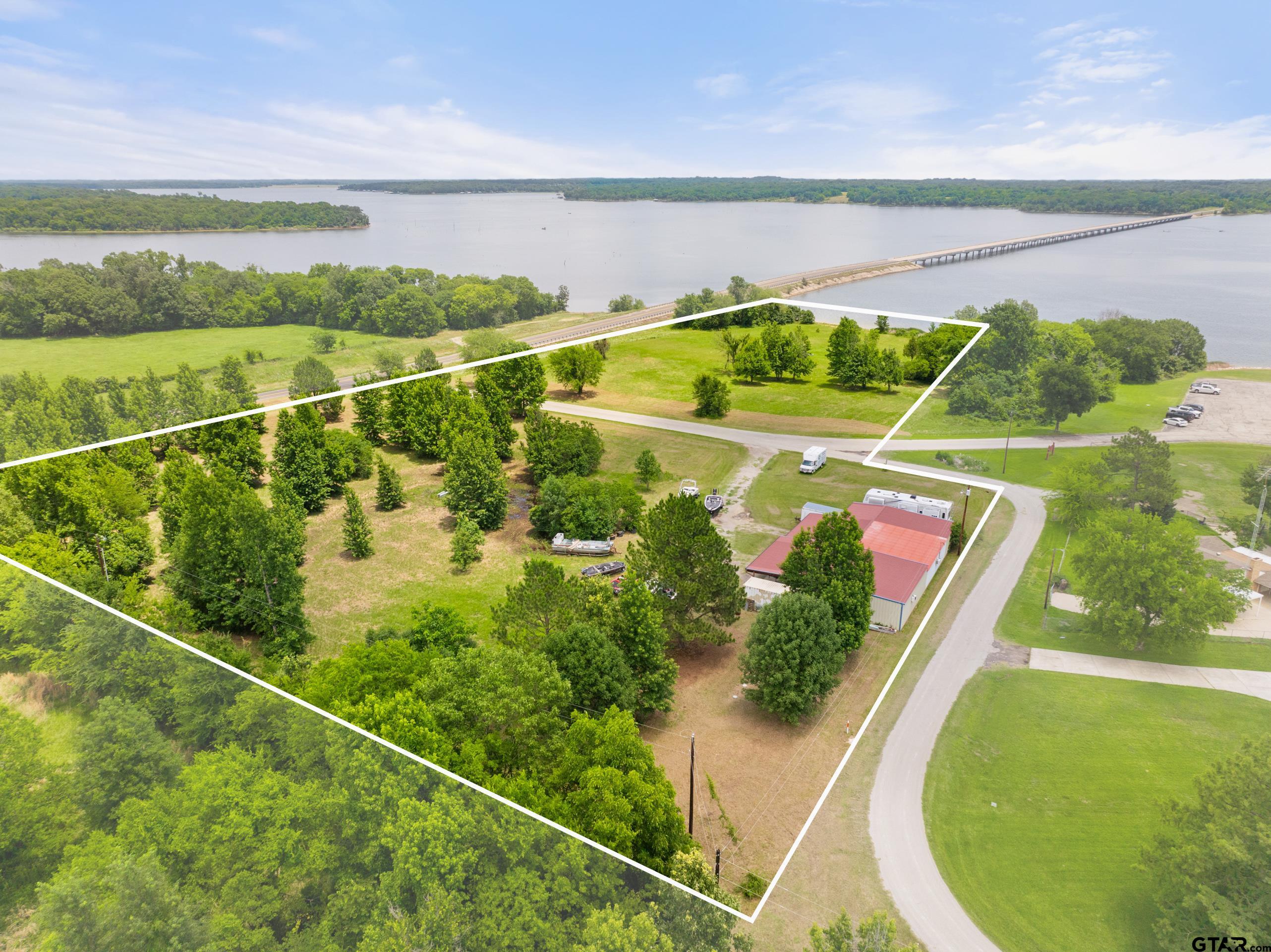 180 County Road 1886