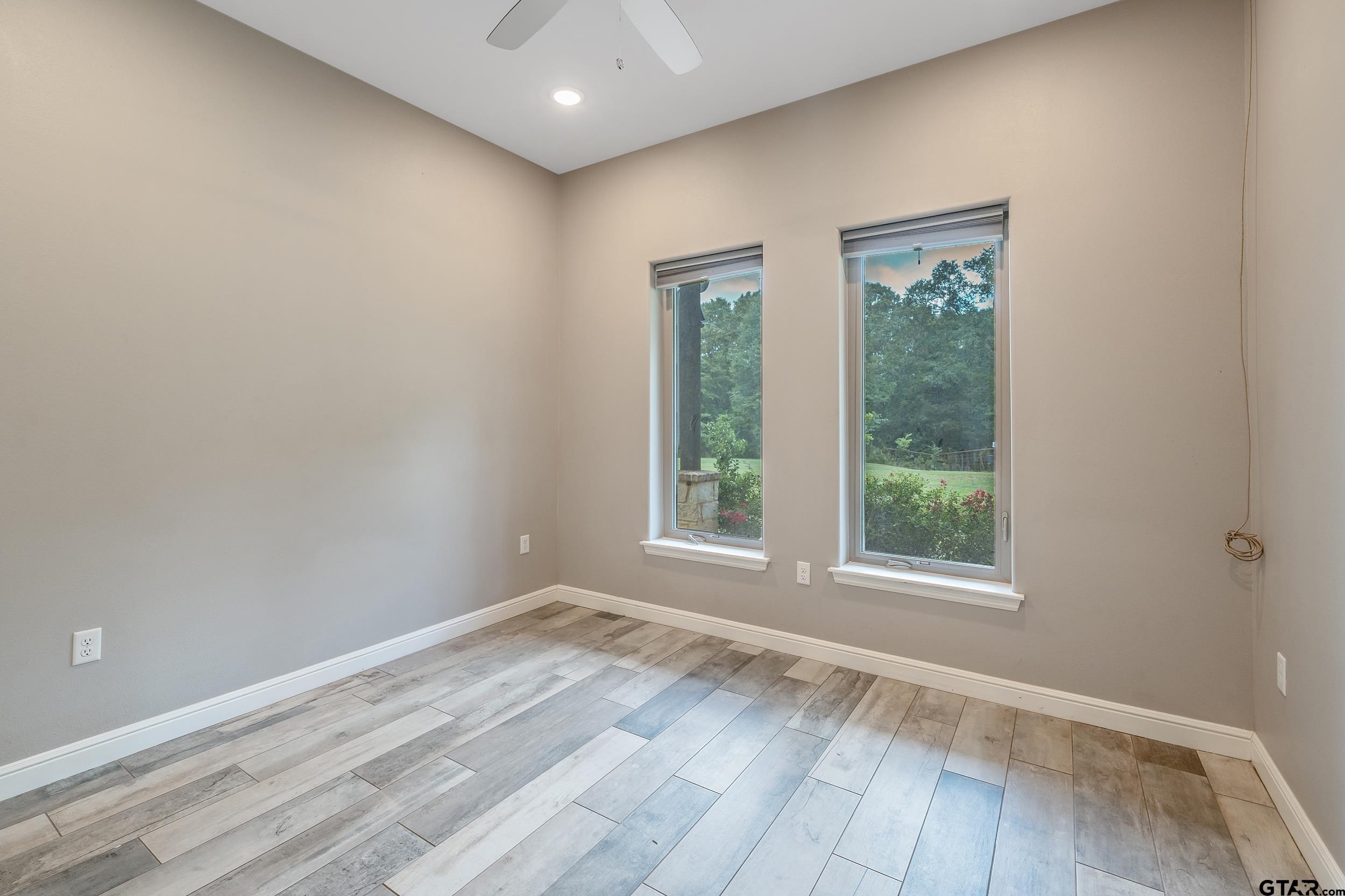 1100 County Road 3602