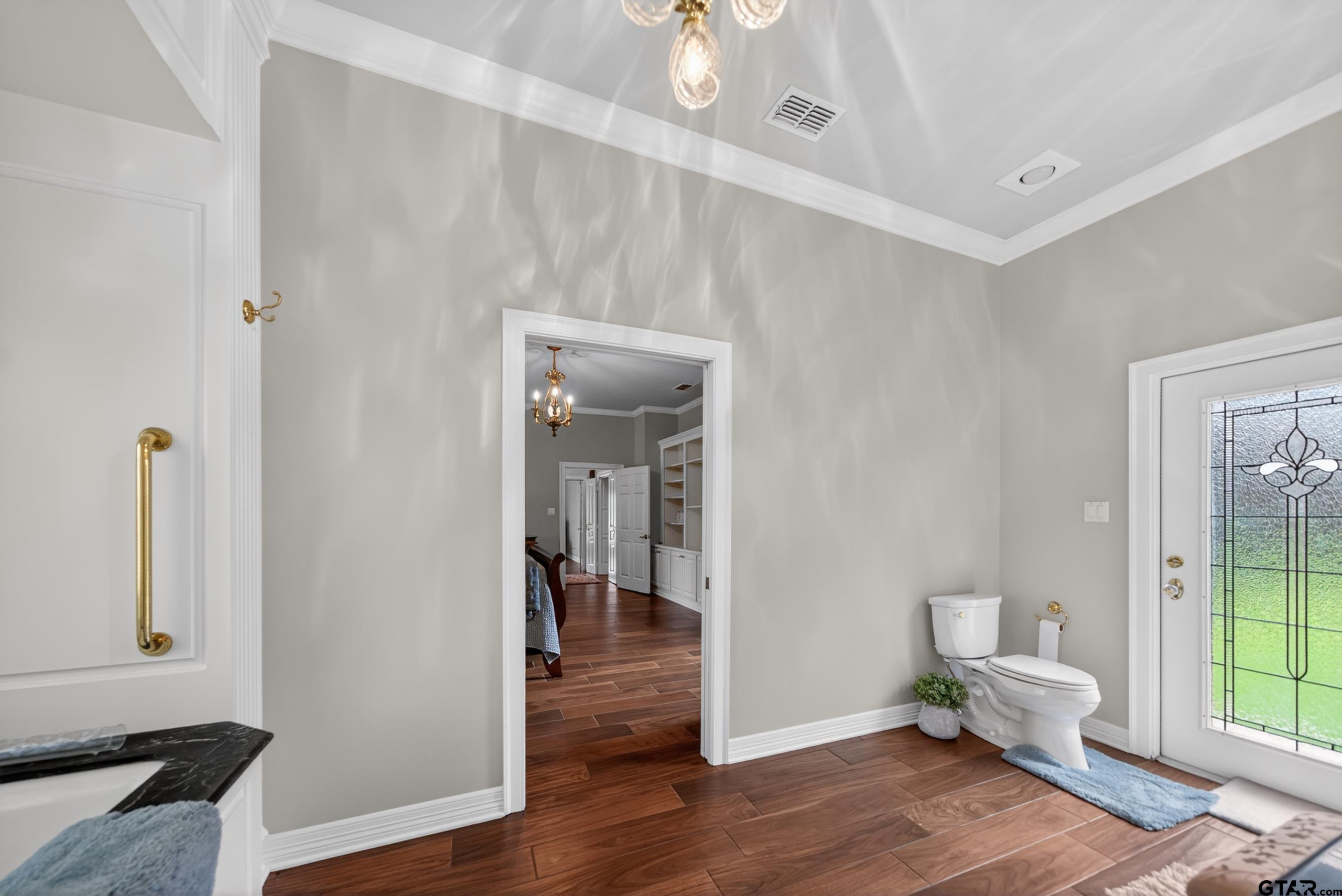 400 Easy St