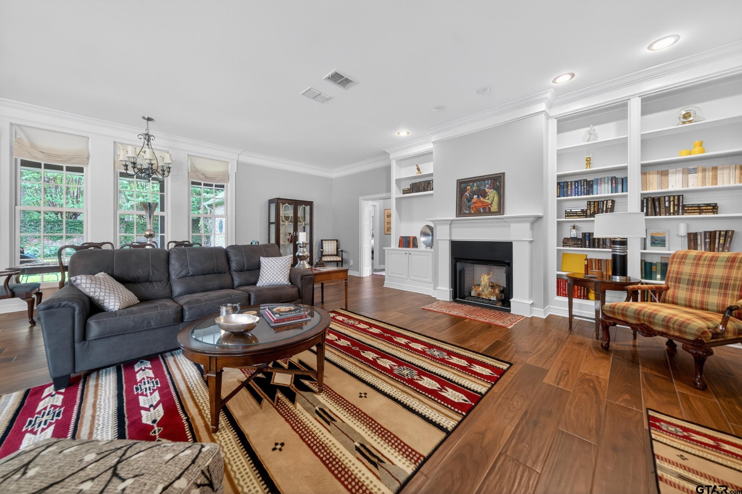 400 Easy St