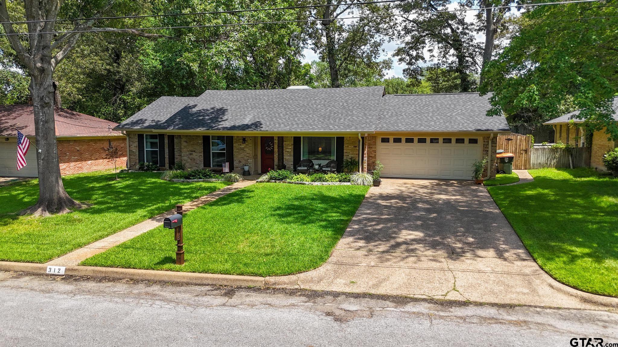 312 Clemson Dr