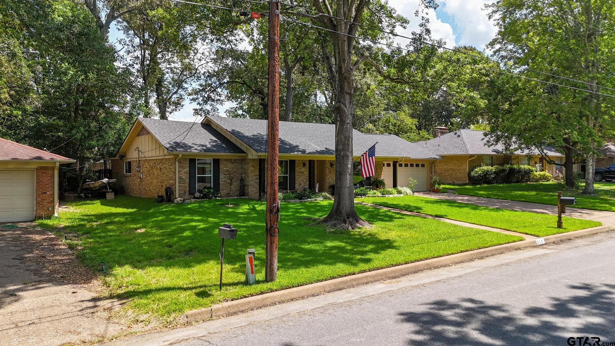 312 Clemson Dr