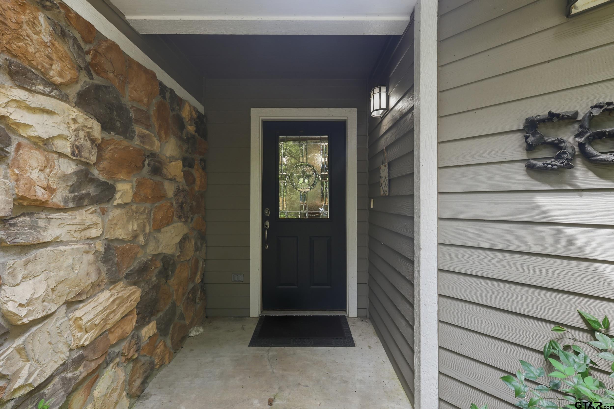 565 W Eldorado Dr.