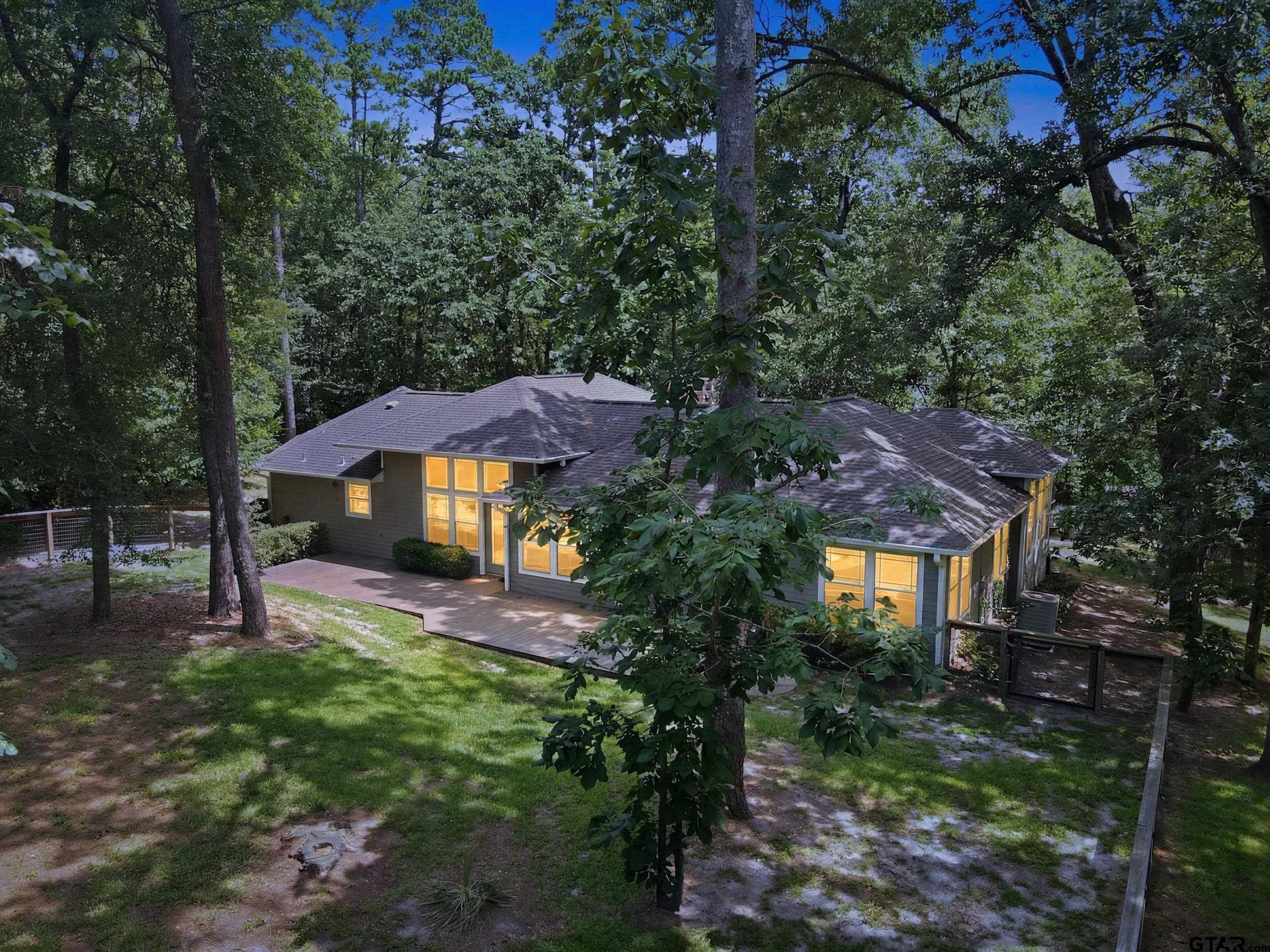 565 W Eldorado Dr.