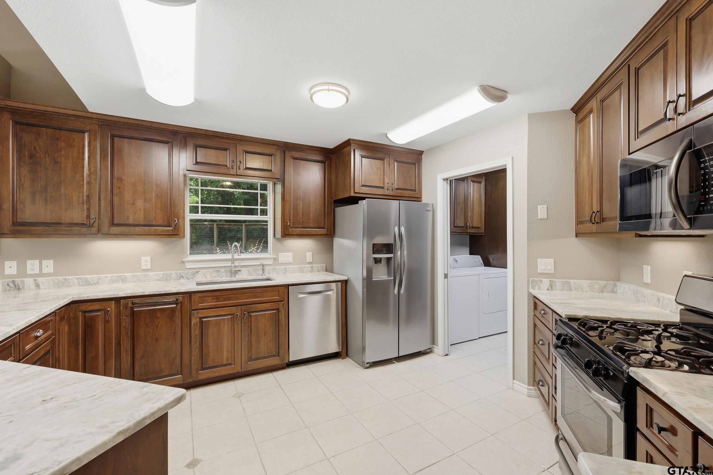 565 W Eldorado Dr.