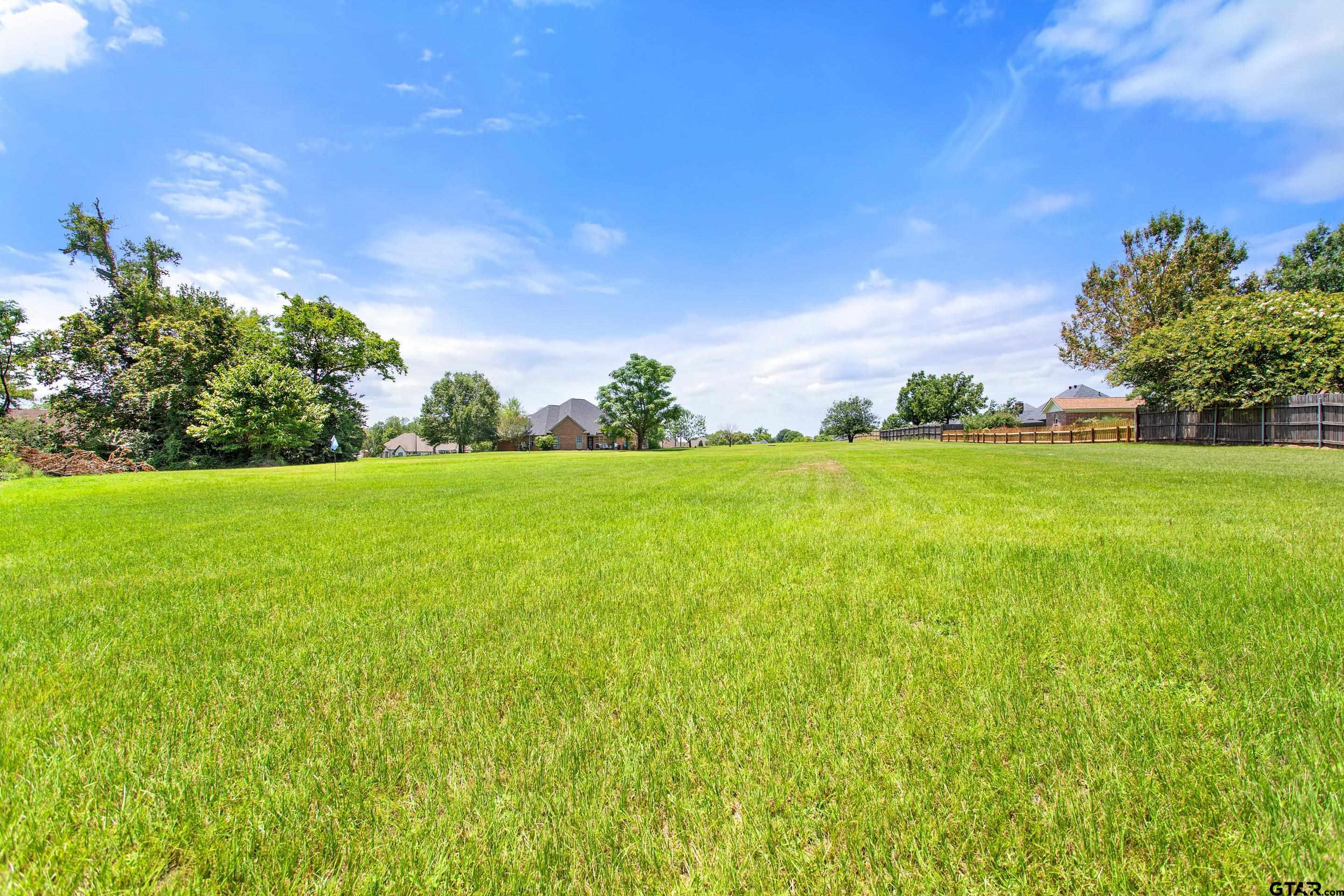 301 Hines Crossing