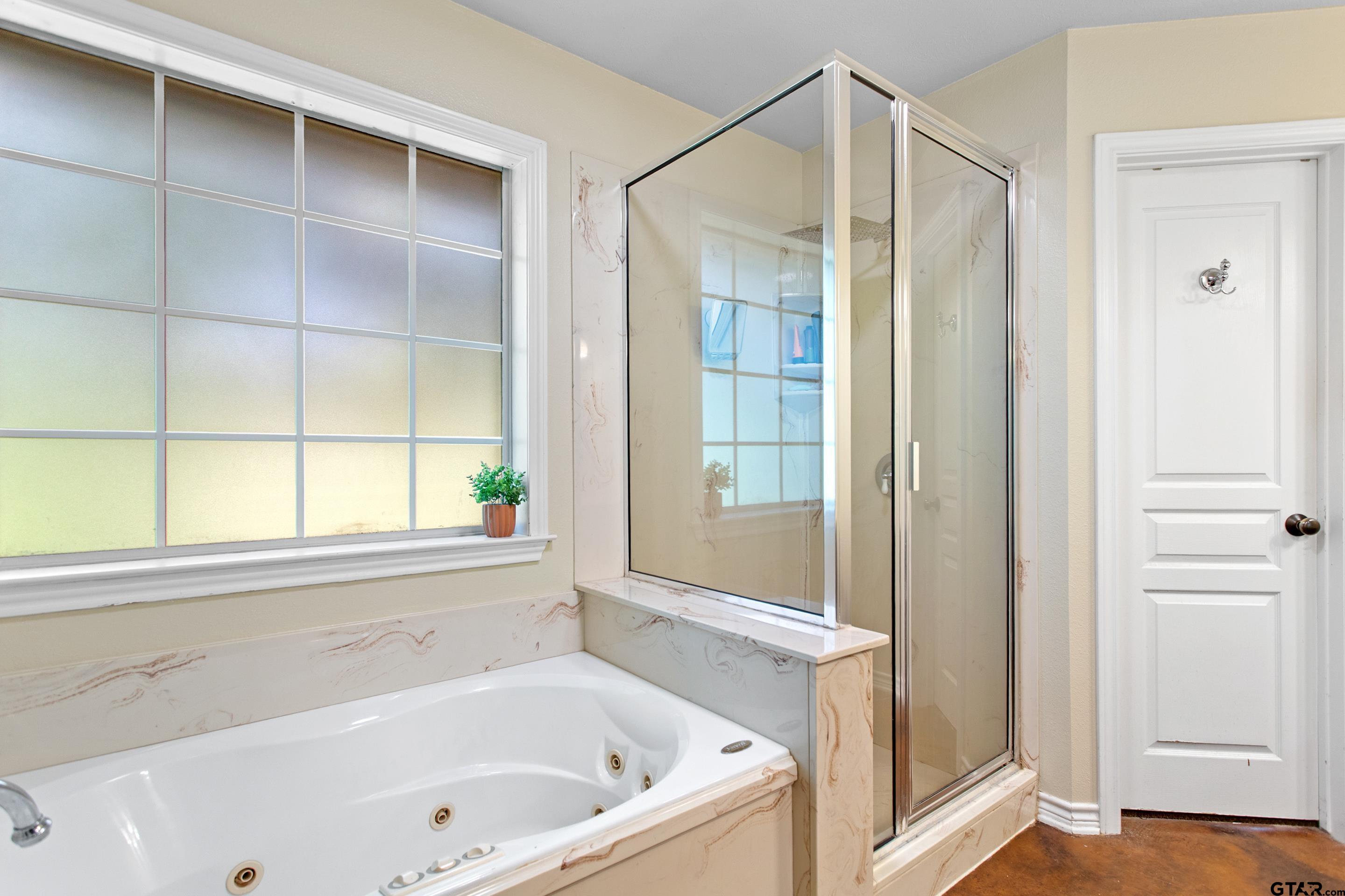 301 Hines Crossing