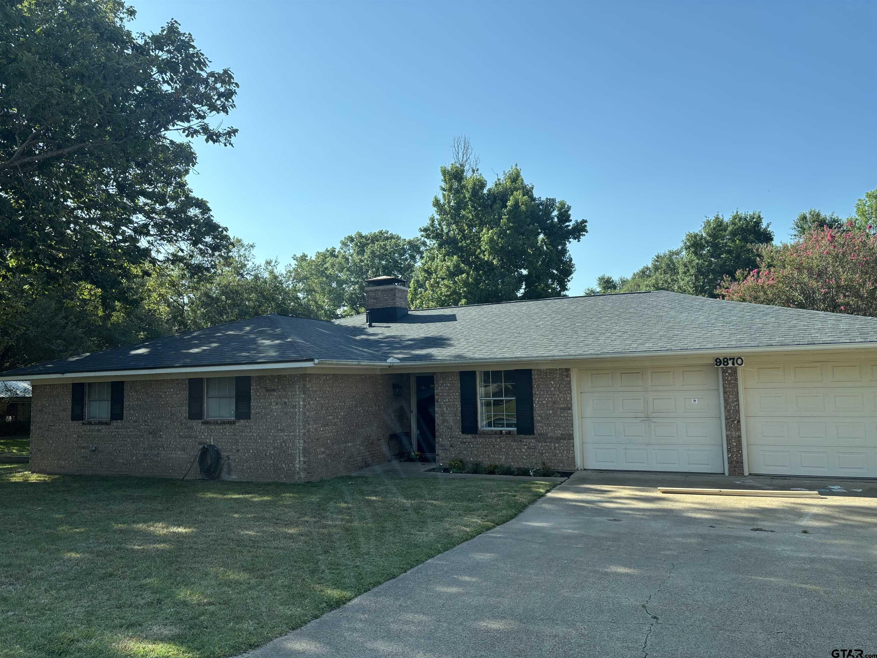 9870 Wren St