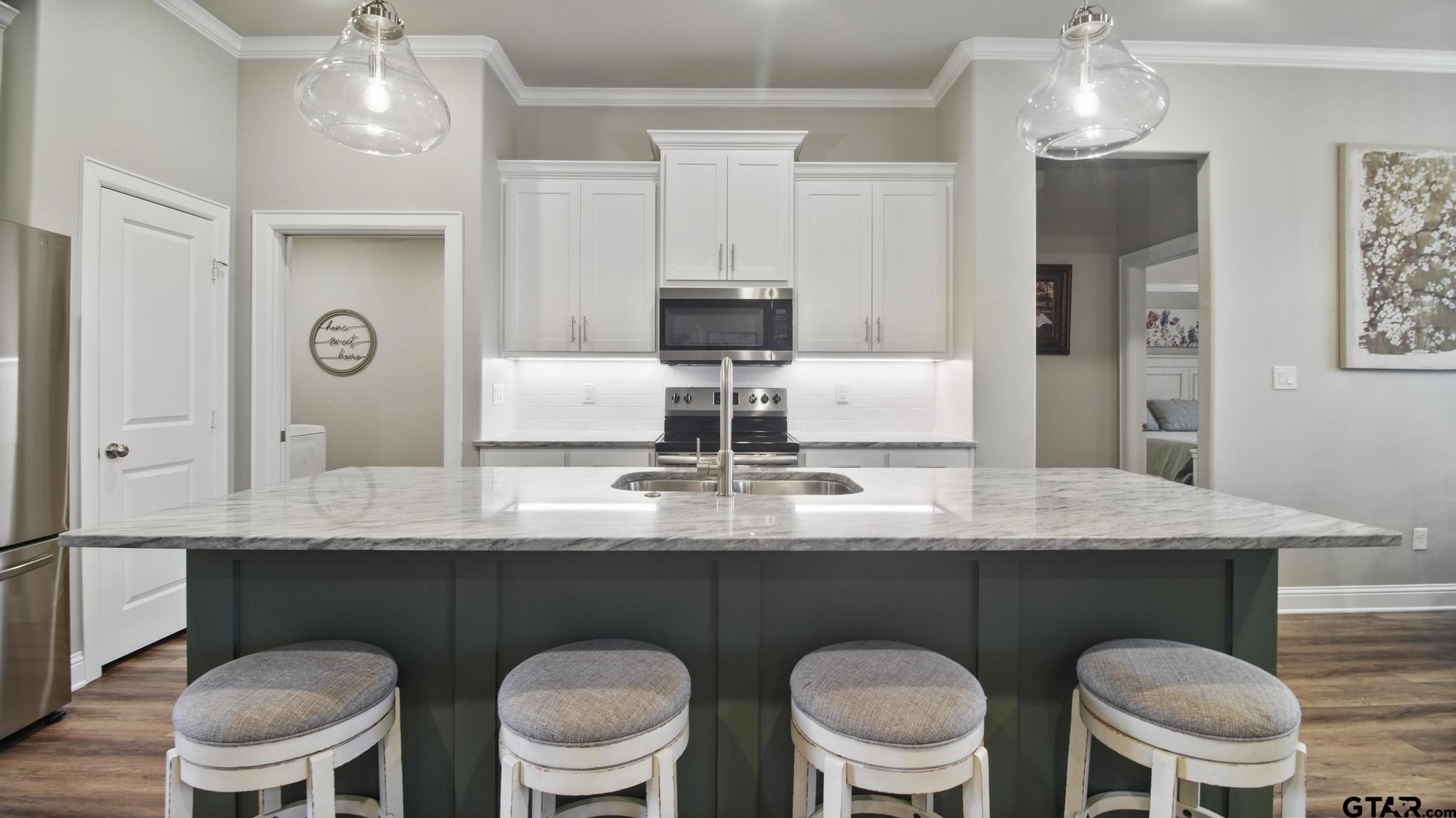 14144 Foxtail Dr