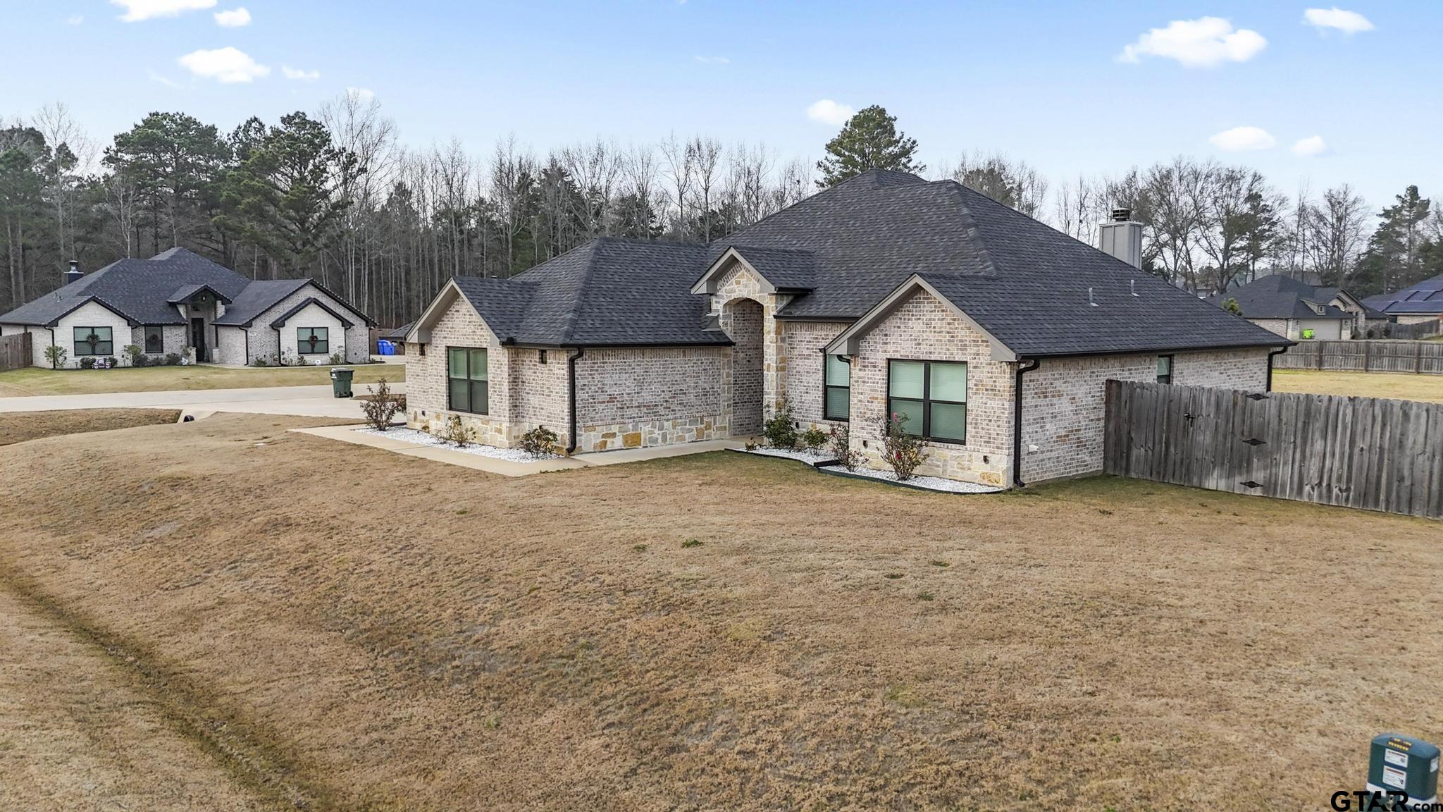14144 Foxtail Dr