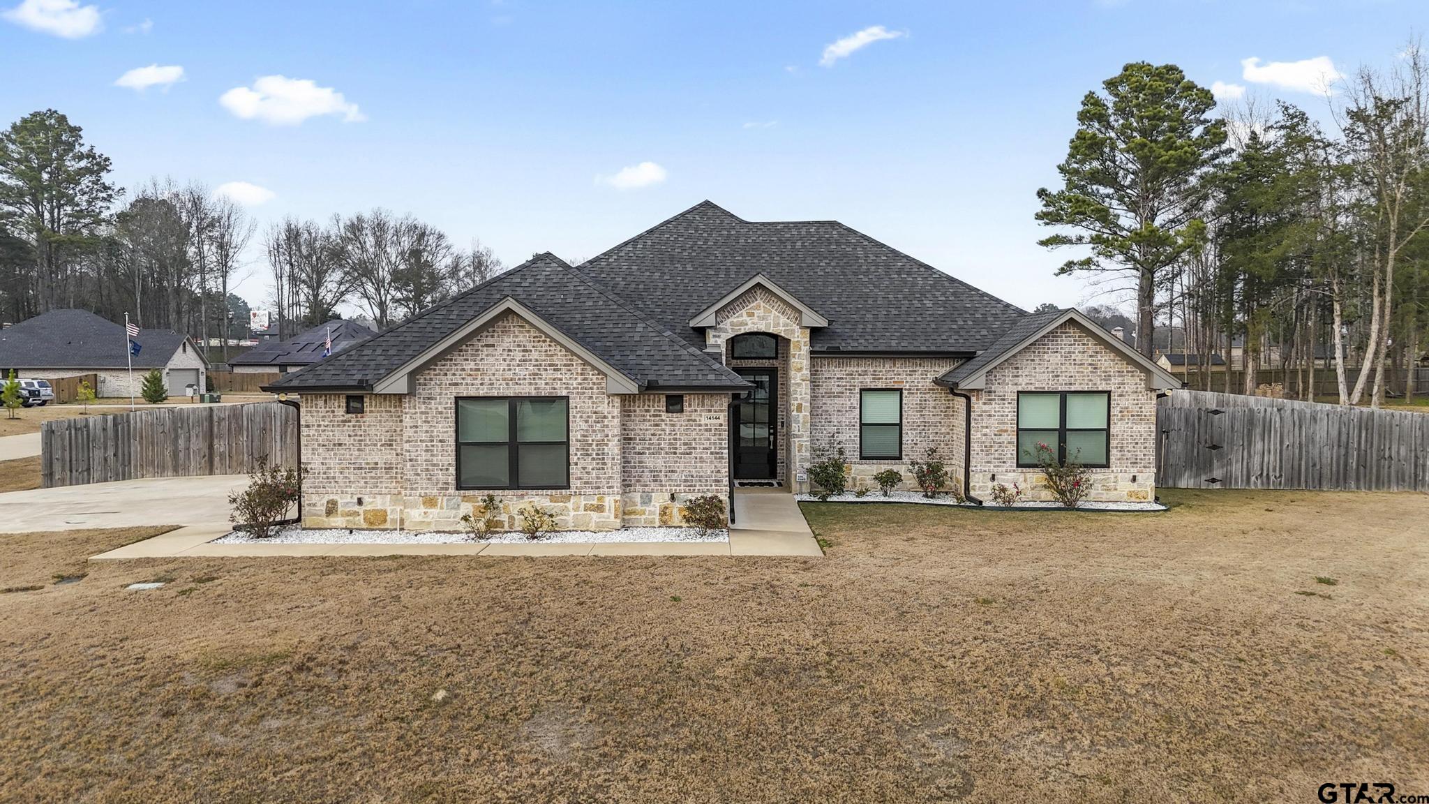 14144 Foxtail Dr